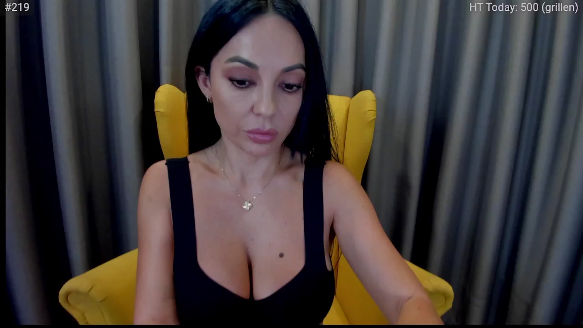 Gallery image thumbnail from girlboss's myfreecams stream on, 11/12/2024, 08:06 image 10 of 20