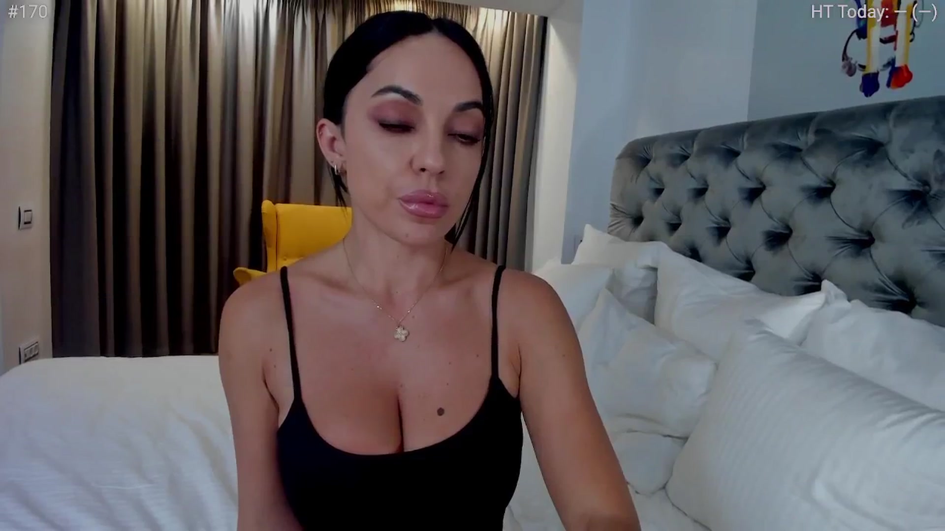 Gallery image thumbnail from girlboss's myfreecams stream on, 11/14/2024, 19:24 image 5 of 20