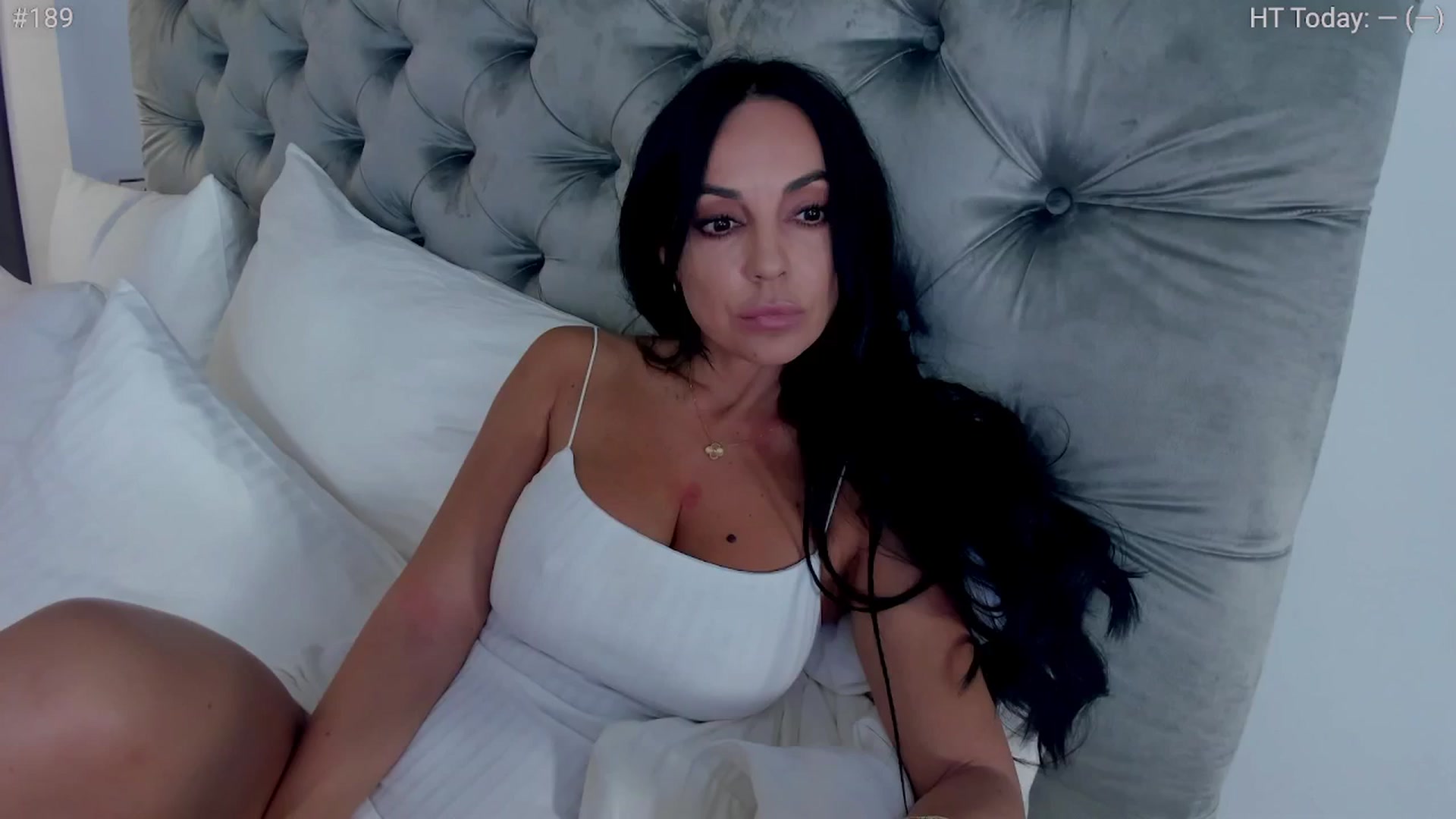 Gallery image thumbnail from girlboss's myfreecams stream on, 11/20/2024, 07:05 image 15 of 20