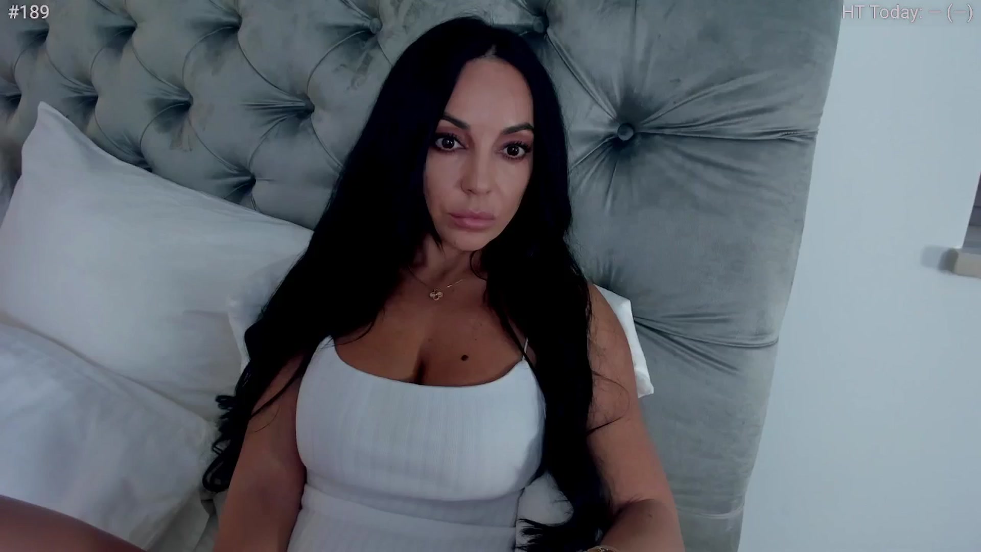 Gallery image thumbnail from girlboss's myfreecams stream on, 11/20/2024, 07:05 image 9 of 20