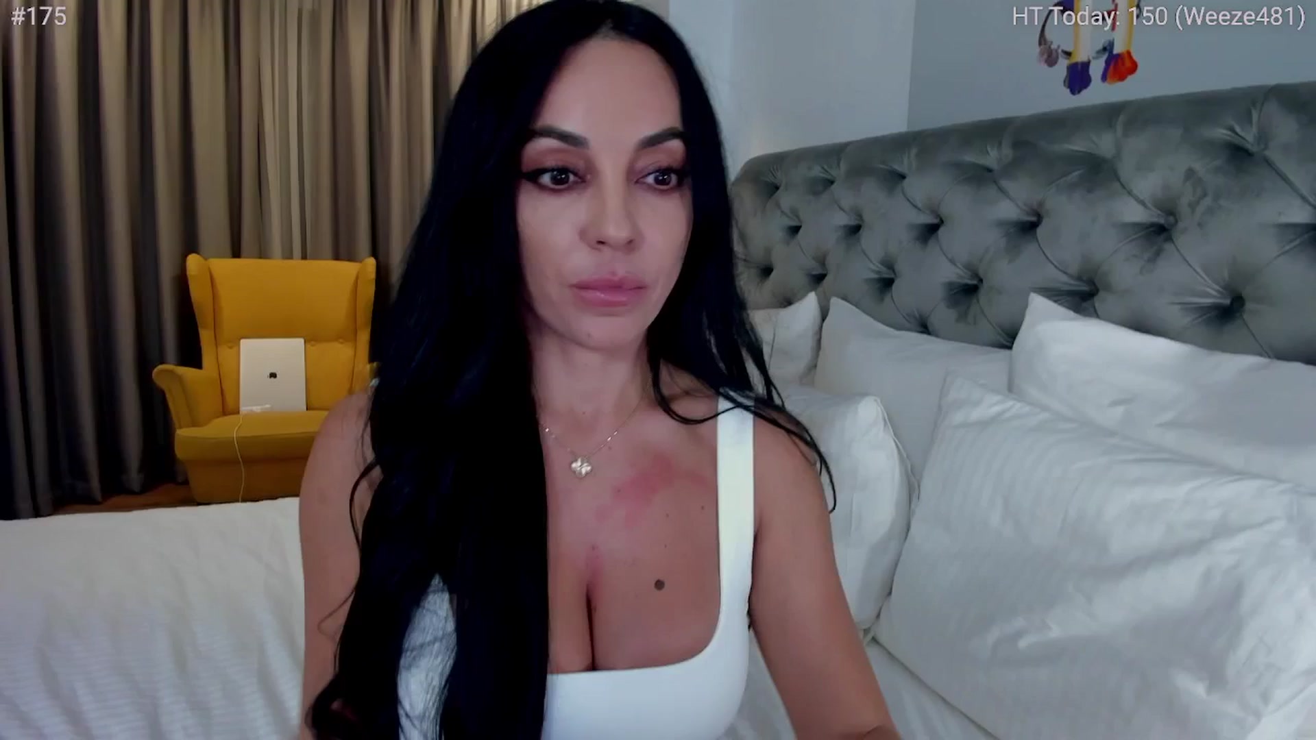 Gallery image thumbnail from girlboss's myfreecams stream on, 11/21/2024, 20:16 image 15 of 20