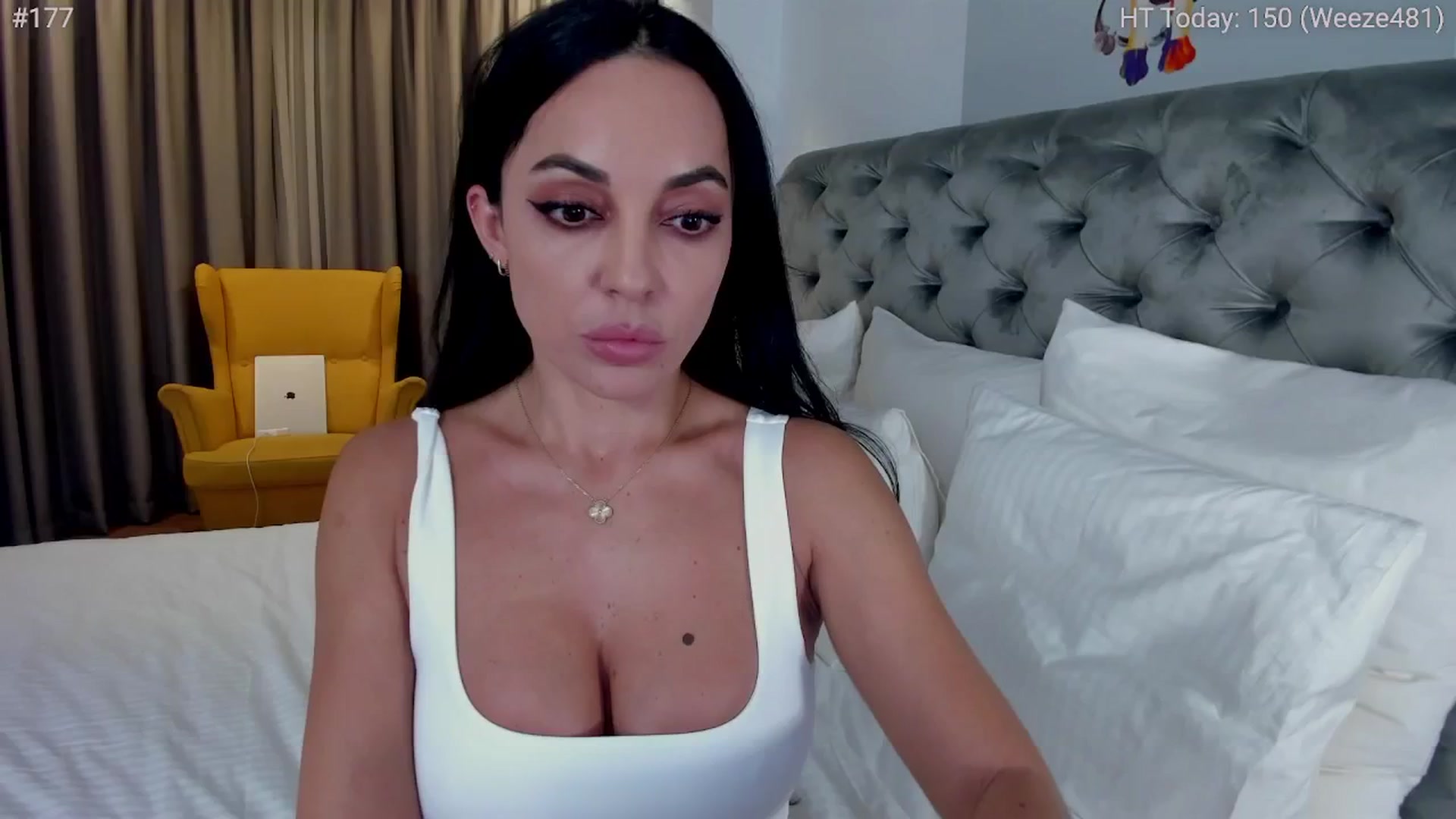 Gallery image thumbnail from girlboss's myfreecams stream on, 11/21/2024, 20:16 image 6 of 20
