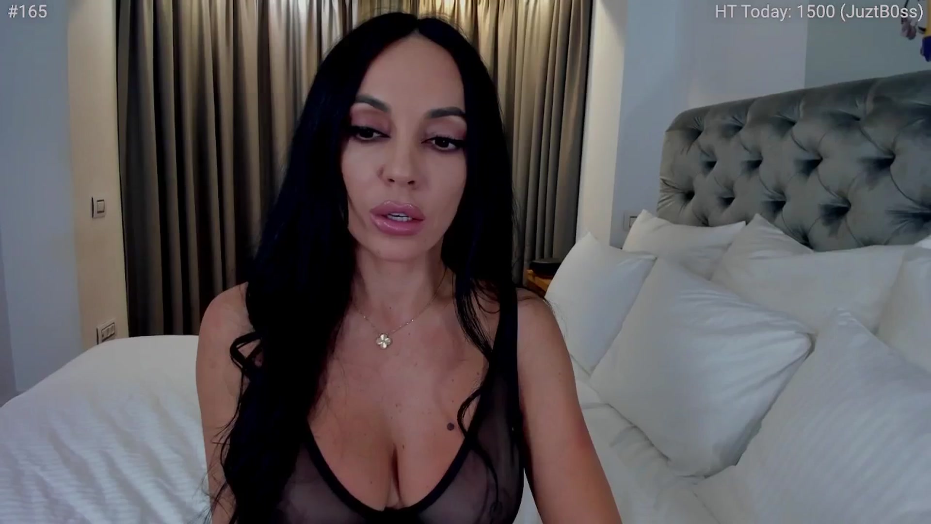 Gallery image thumbnail from girlboss's myfreecams stream on, 11/22/2024, 18:29 image 13 of 20