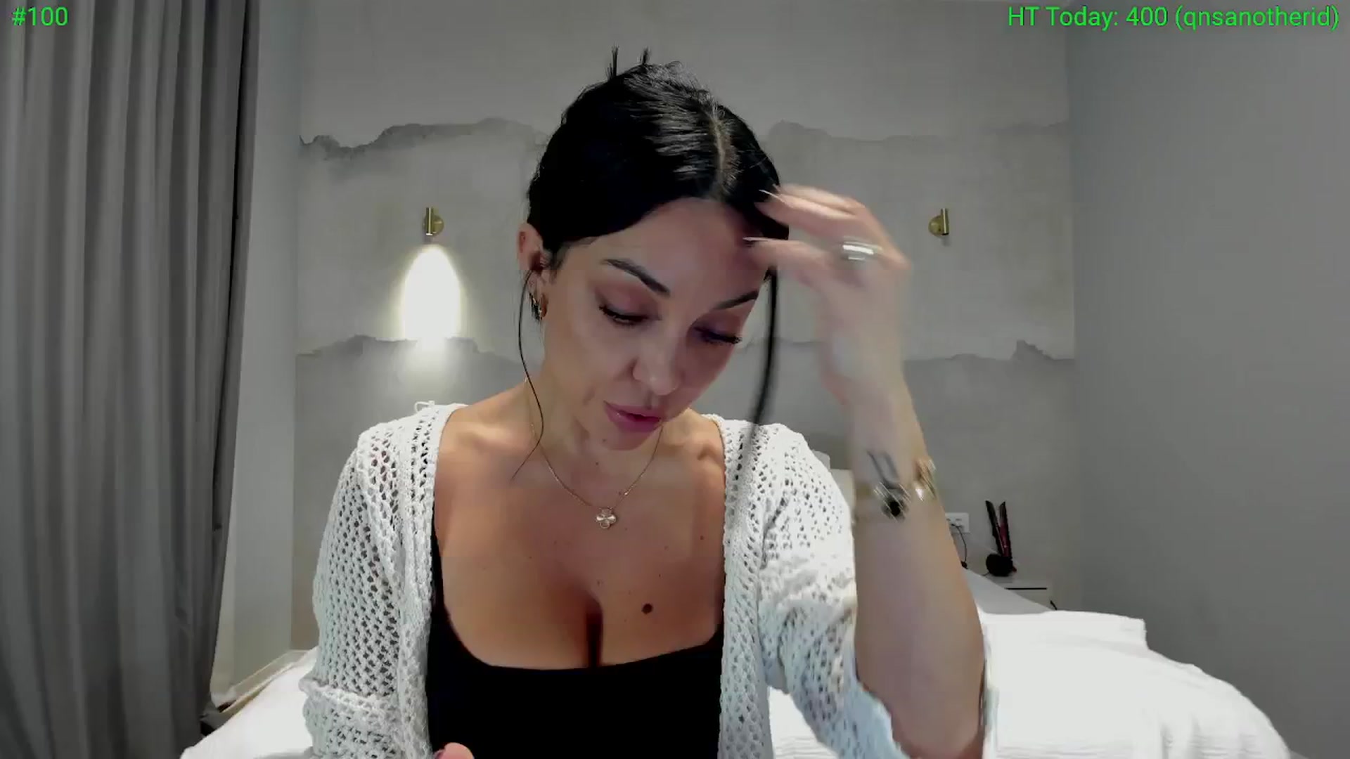Gallery image thumbnail from girlboss's myfreecams stream on, 01/15/2025, 19:21 image 15 of 20