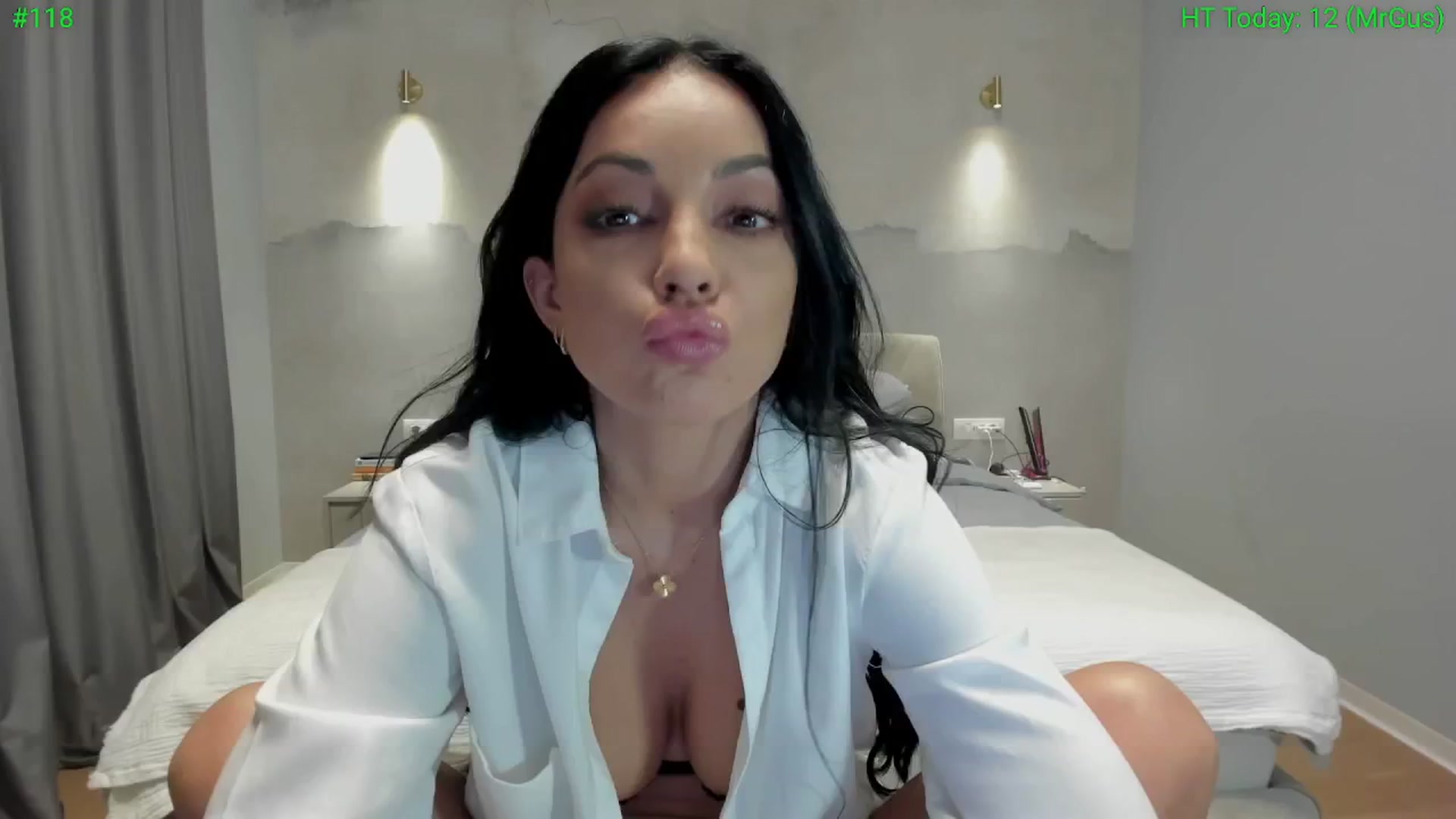 Gallery image thumbnail from girlboss's myfreecams stream on, 01/24/2025, 21:39 image 3 of 20