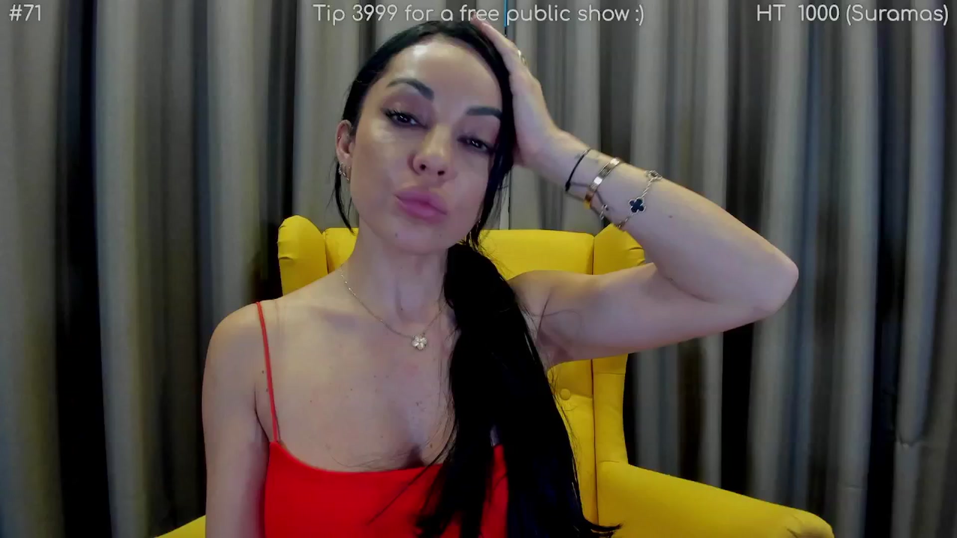 Gallery image thumbnail from girlboss's myfreecams stream on, 04/16/2025, 18:40 image 9 of 20
