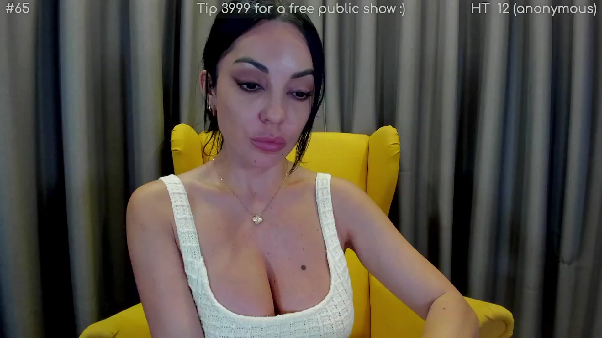 Gallery image thumbnail from girlboss's myfreecams stream on, 04/17/2025, 18:24 image 13 of 20