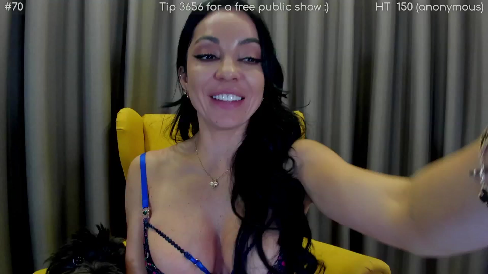 Gallery image thumbnail from girlboss's myfreecams stream on, 04/18/2025, 19:59 image 7 of 20