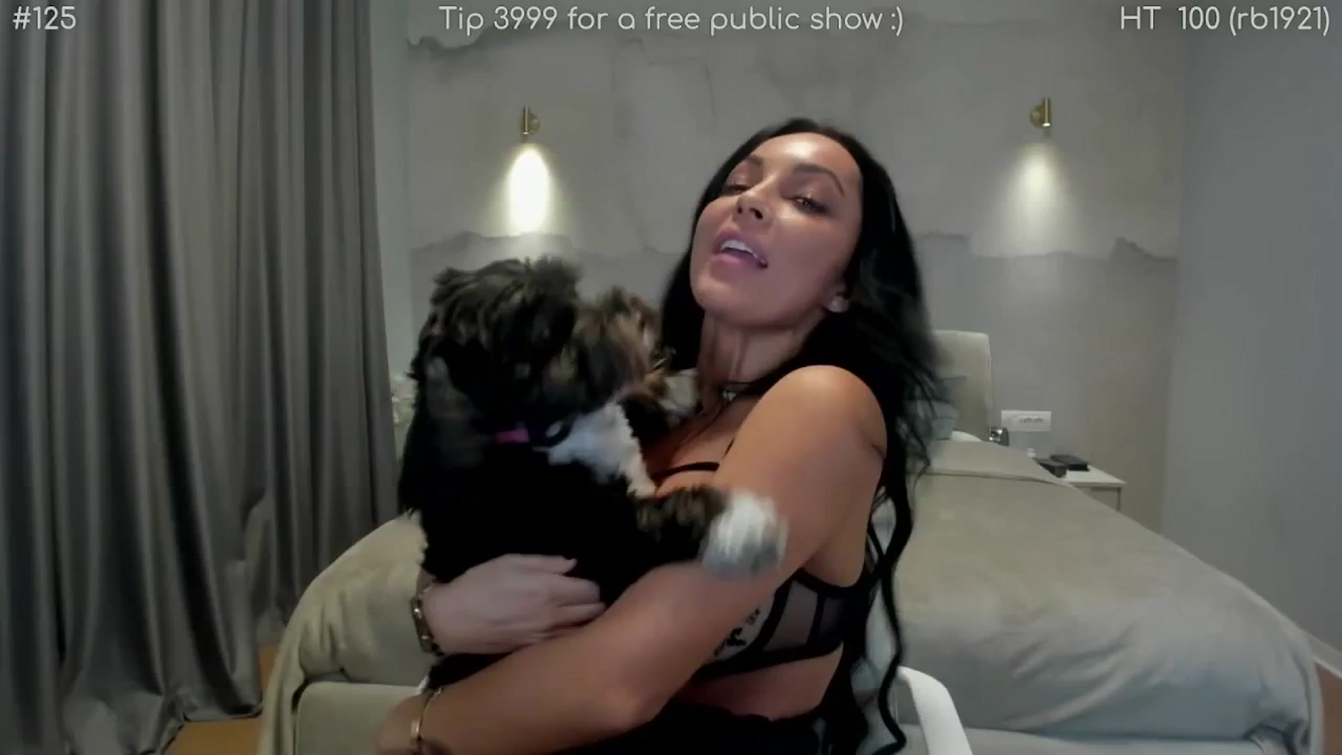 Gallery image thumbnail from girlboss's myfreecams stream on, 11/18/2025, 21:12 image 10 of 20