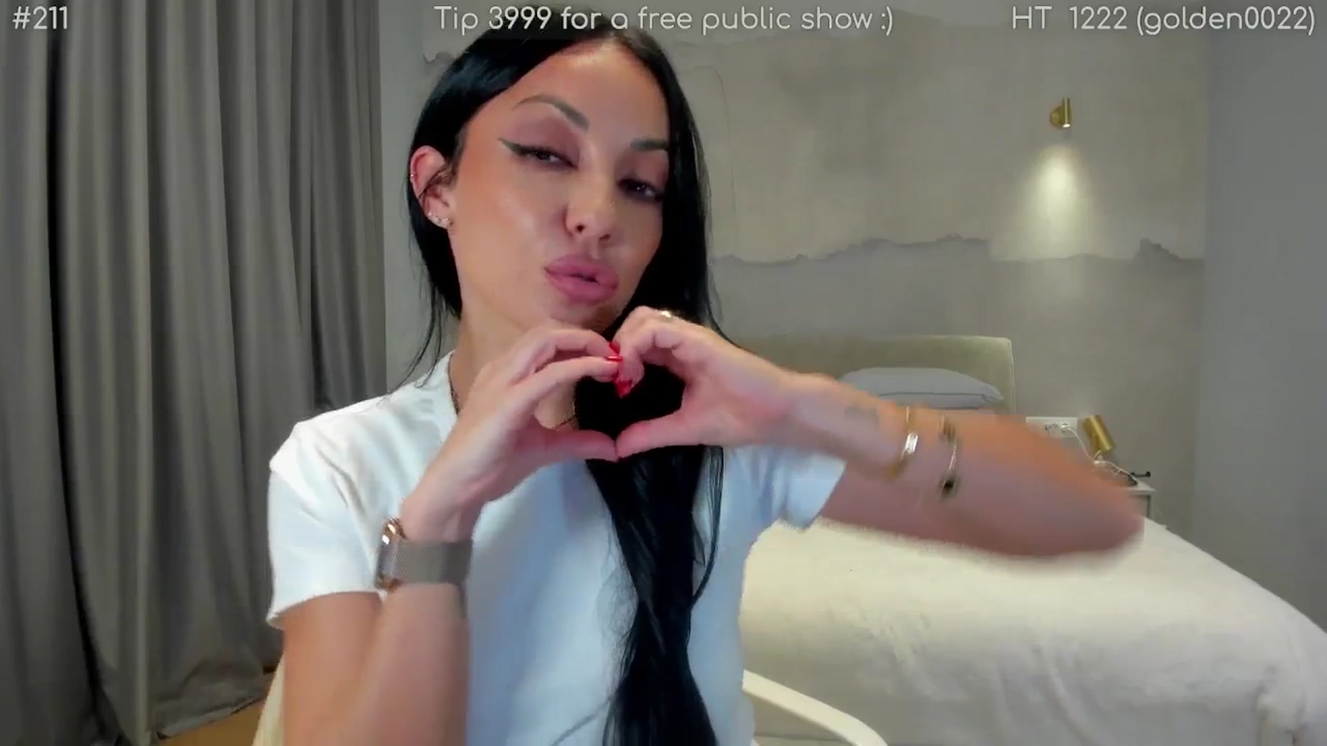 Gallery image thumbnail from girlboss's myfreecams stream on, 01/08/2026, 18:38 image 14 of 20