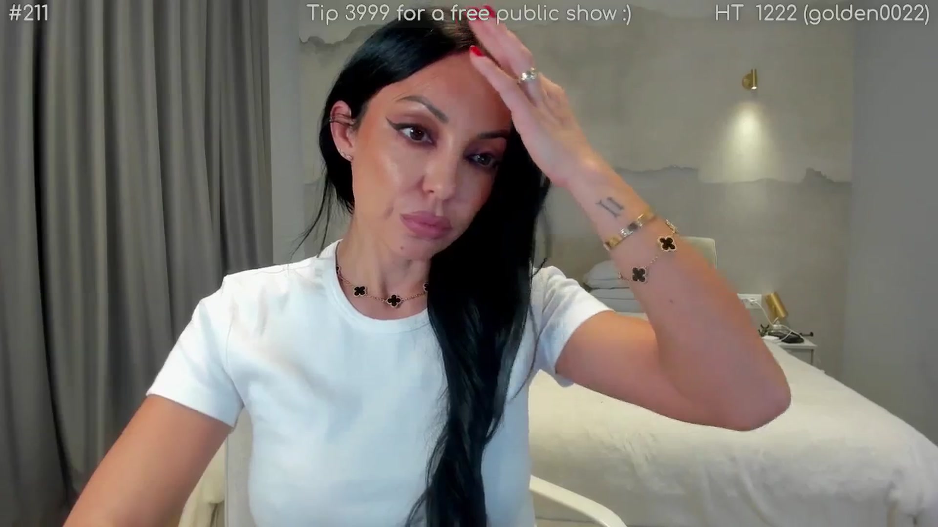 Gallery image thumbnail from girlboss's myfreecams stream on, 01/08/2026, 18:38 image 13 of 20
