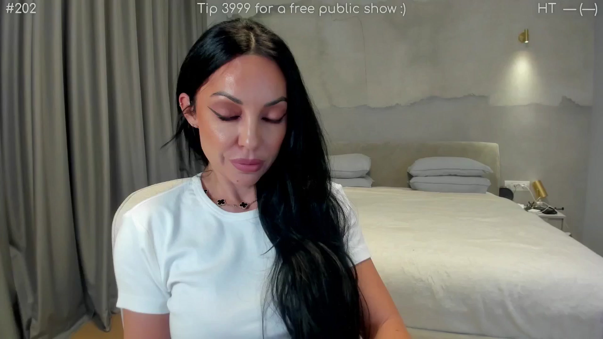Gallery image thumbnail from girlboss's myfreecams stream on, 01/08/2026, 19:33 image 1 of 20