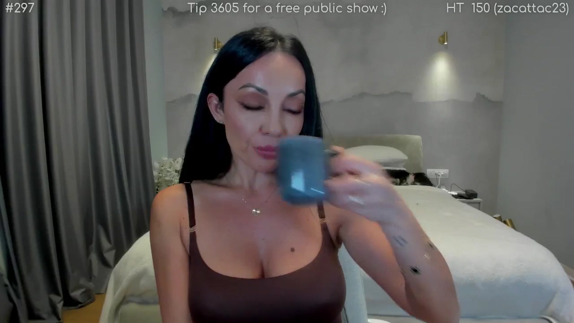 Gallery image thumbnail from girlboss's myfreecams stream on, 02/16/2026, 19:40 image 11 of 20