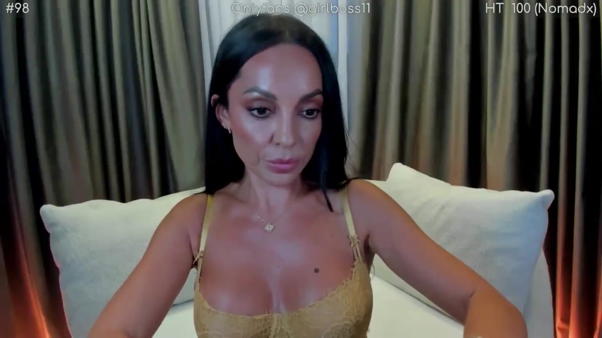 Gallery image thumbnail from girlboss's myfreecams stream on, 08/31/2026, 18:16 image 6 of 20