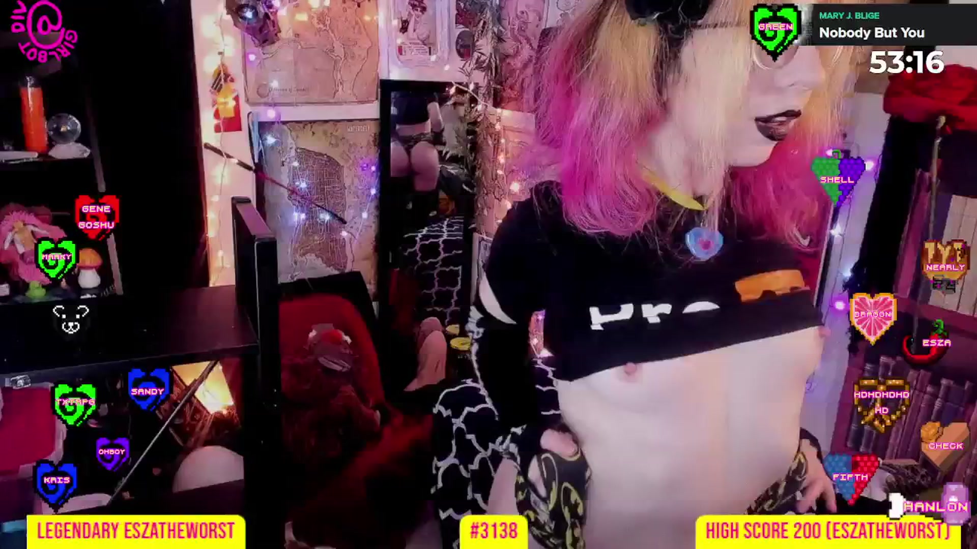 Gallery image thumbnail from girlbotDiv's myfreecams stream on, 05/06/2025, 02:02 image 14 of 20