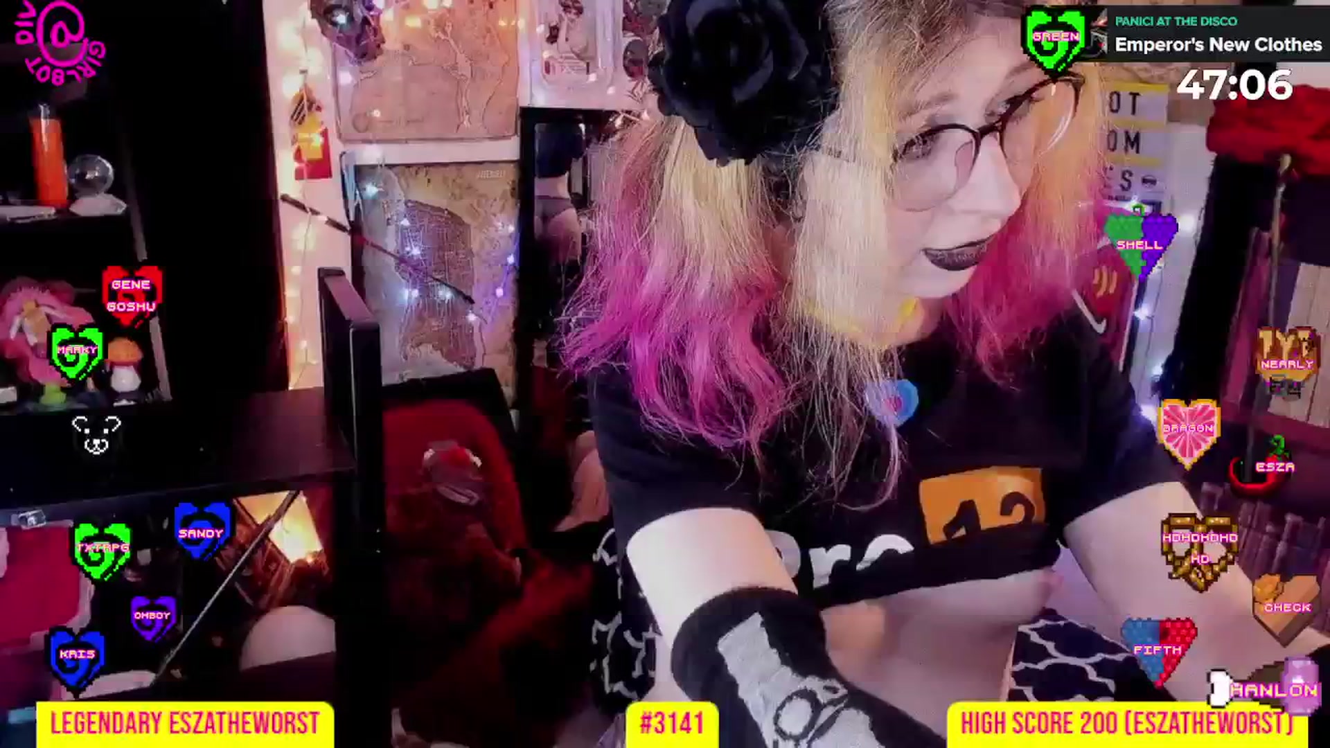 Gallery image thumbnail from girlbotDiv's myfreecams stream on, 05/06/2025, 02:02 image 16 of 20