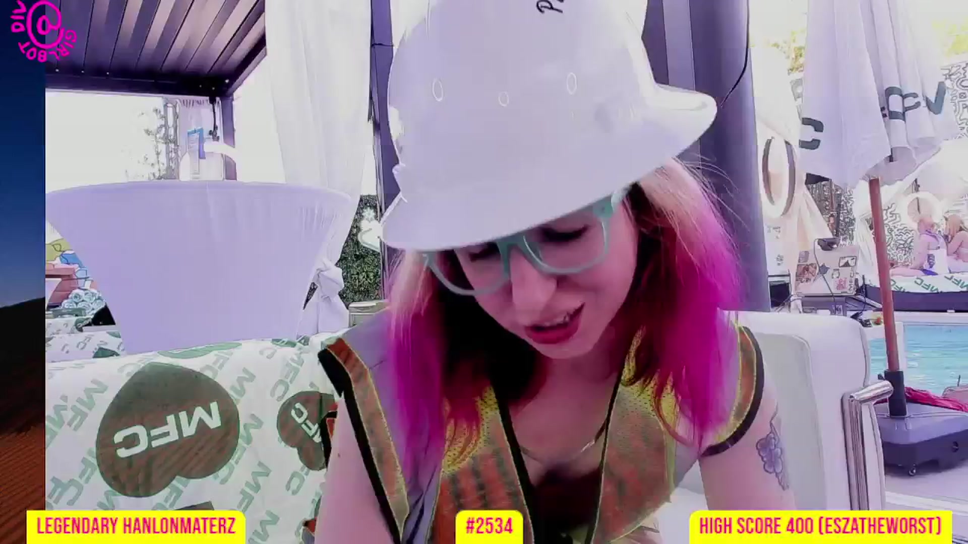 Gallery image thumbnail from girlbotDiv's myfreecams stream on, 05/20/2025, 02:10 image 4 of 20