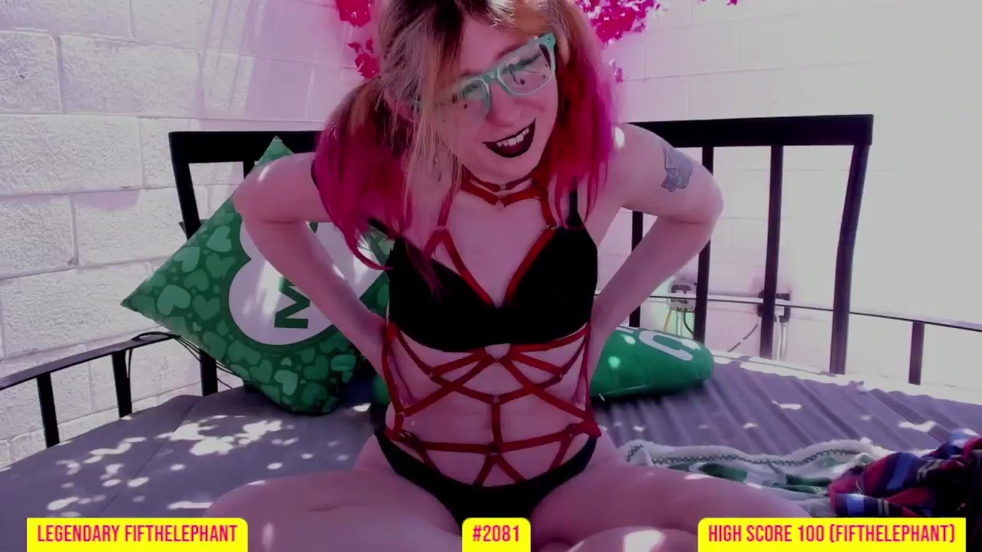 Gallery image thumbnail from girlbotDiv's myfreecams stream on, 05/21/2025, 20:27 image 5 of 20