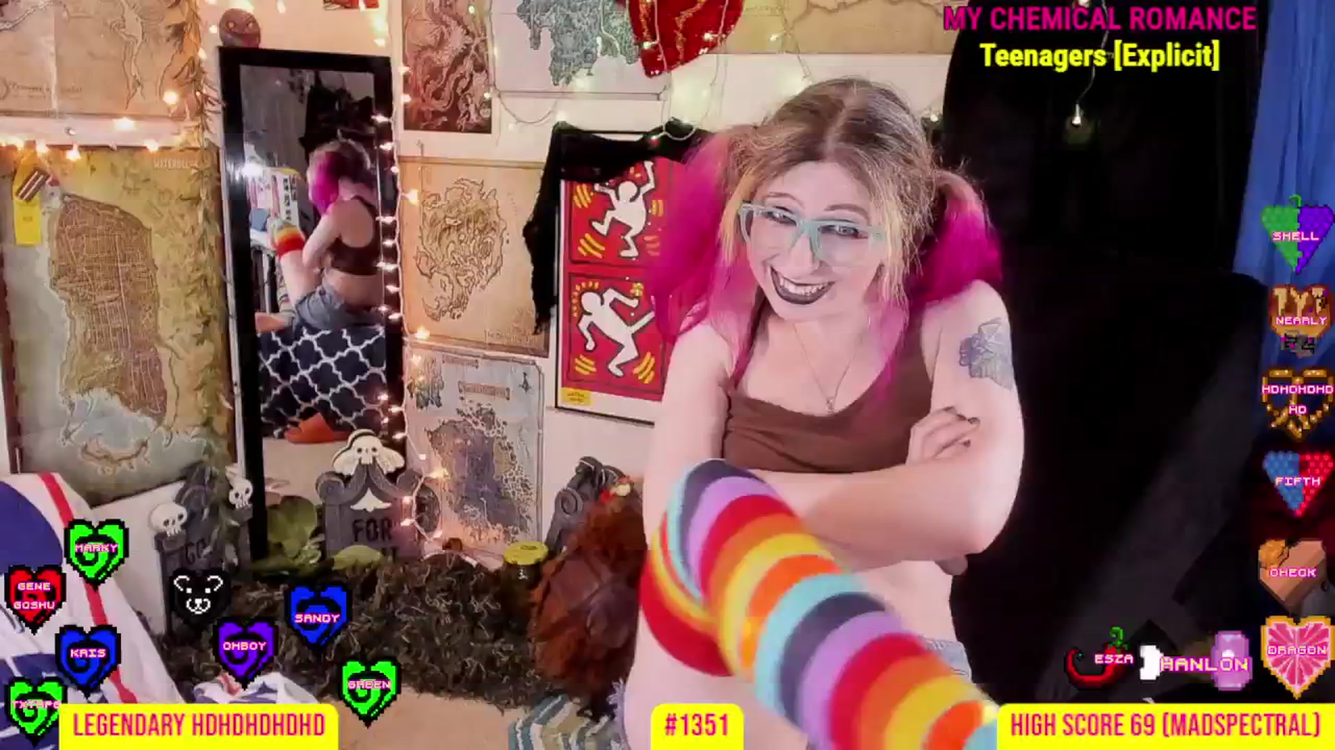 Gallery image thumbnail from girlbotDiv's myfreecams stream on, 07/21/2025, 01:50 image 4 of 20