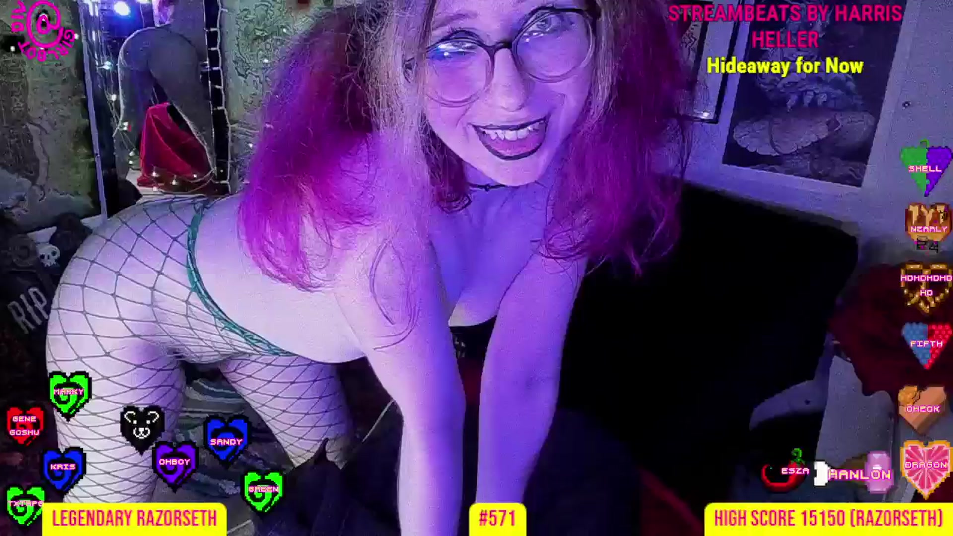 Gallery image thumbnail from girlbotDiv's myfreecams stream on, 08/13/2025, 01:33 image 9 of 20