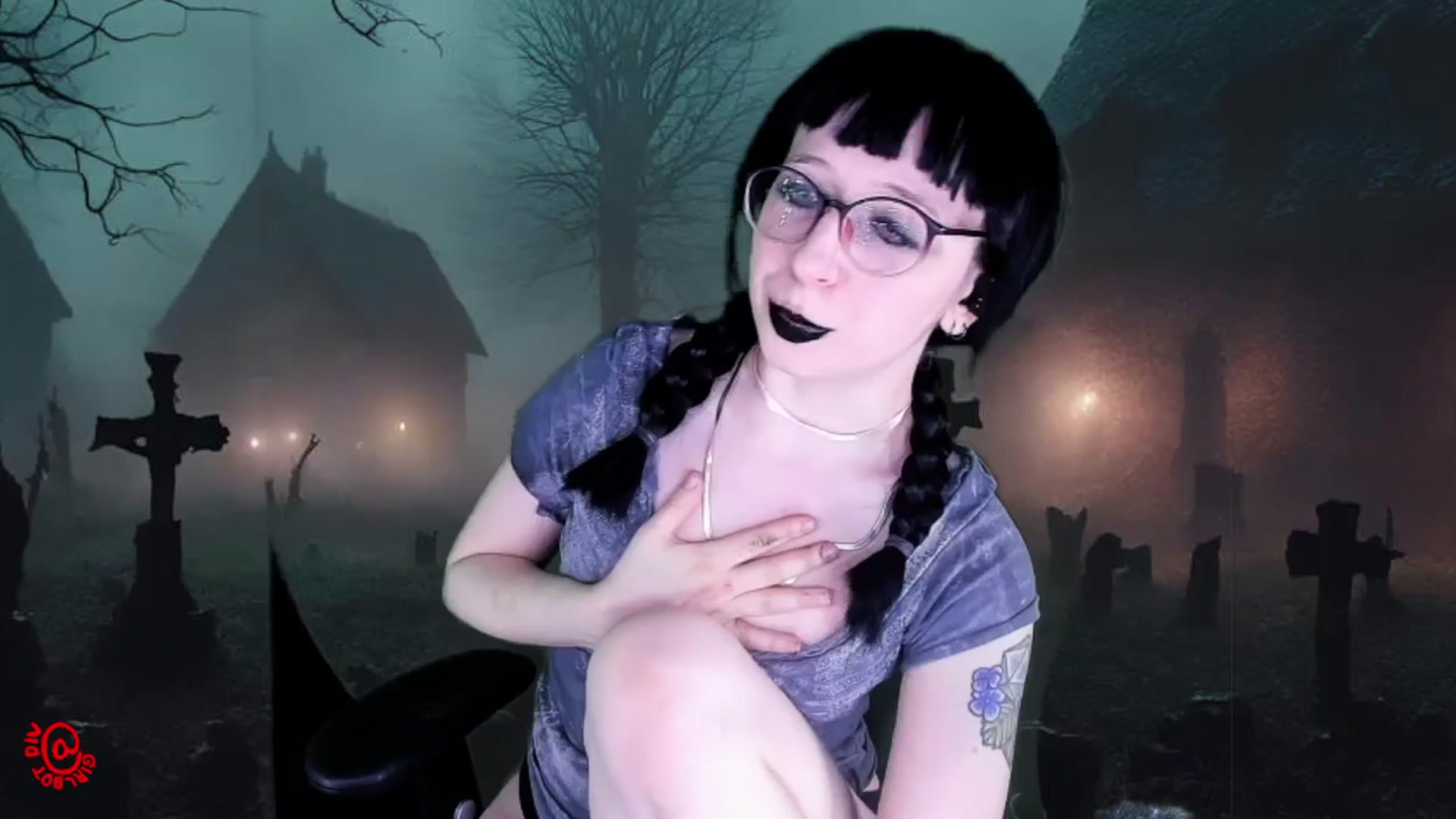 Gallery image thumbnail from girlbotDiv's myfreecams stream on, 08/23/2025, 02:56 image 10 of 20