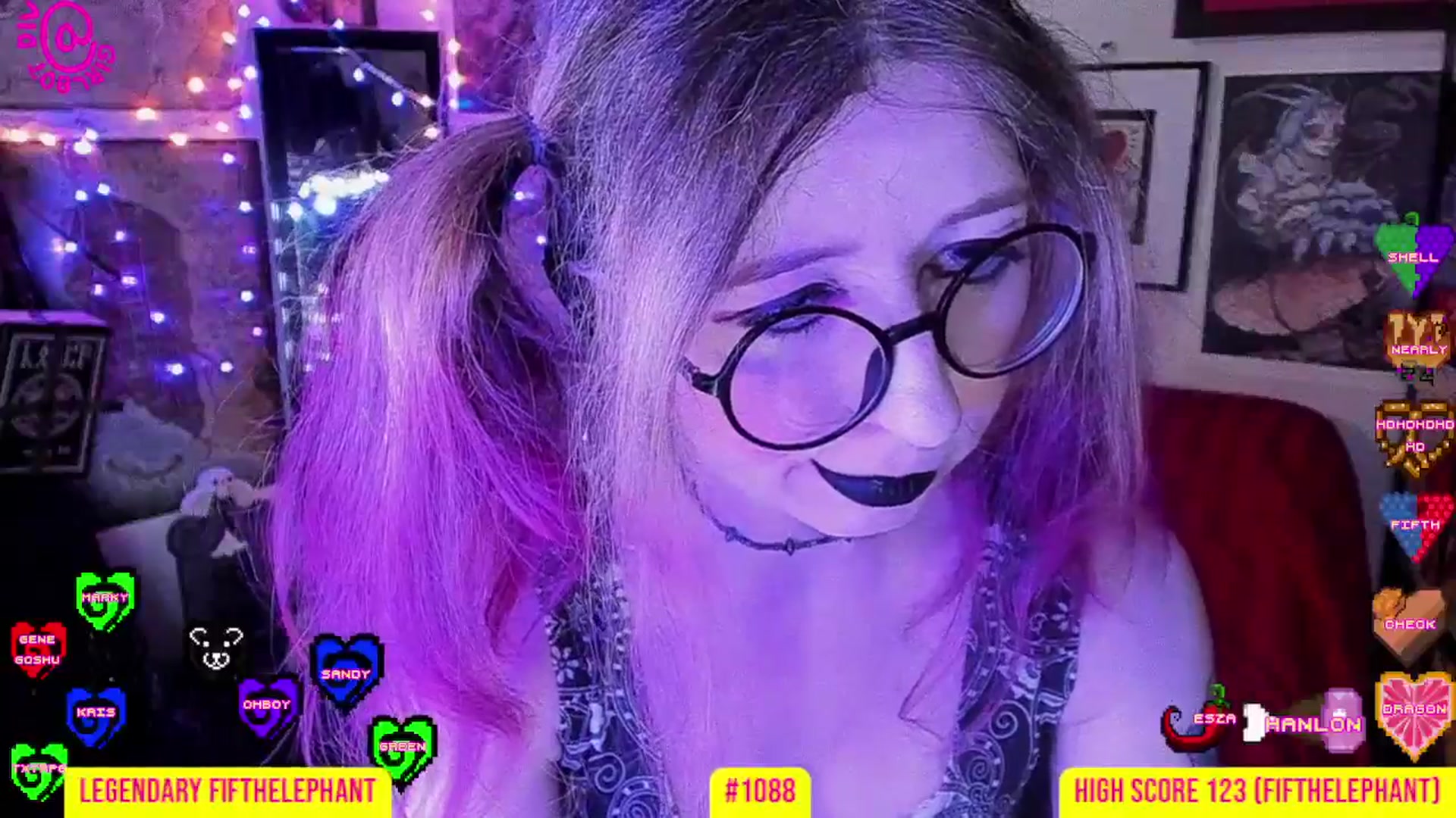 Gallery image thumbnail from girlbotDiv's myfreecams stream on, 08/28/2025, 02:59 image 4 of 20
