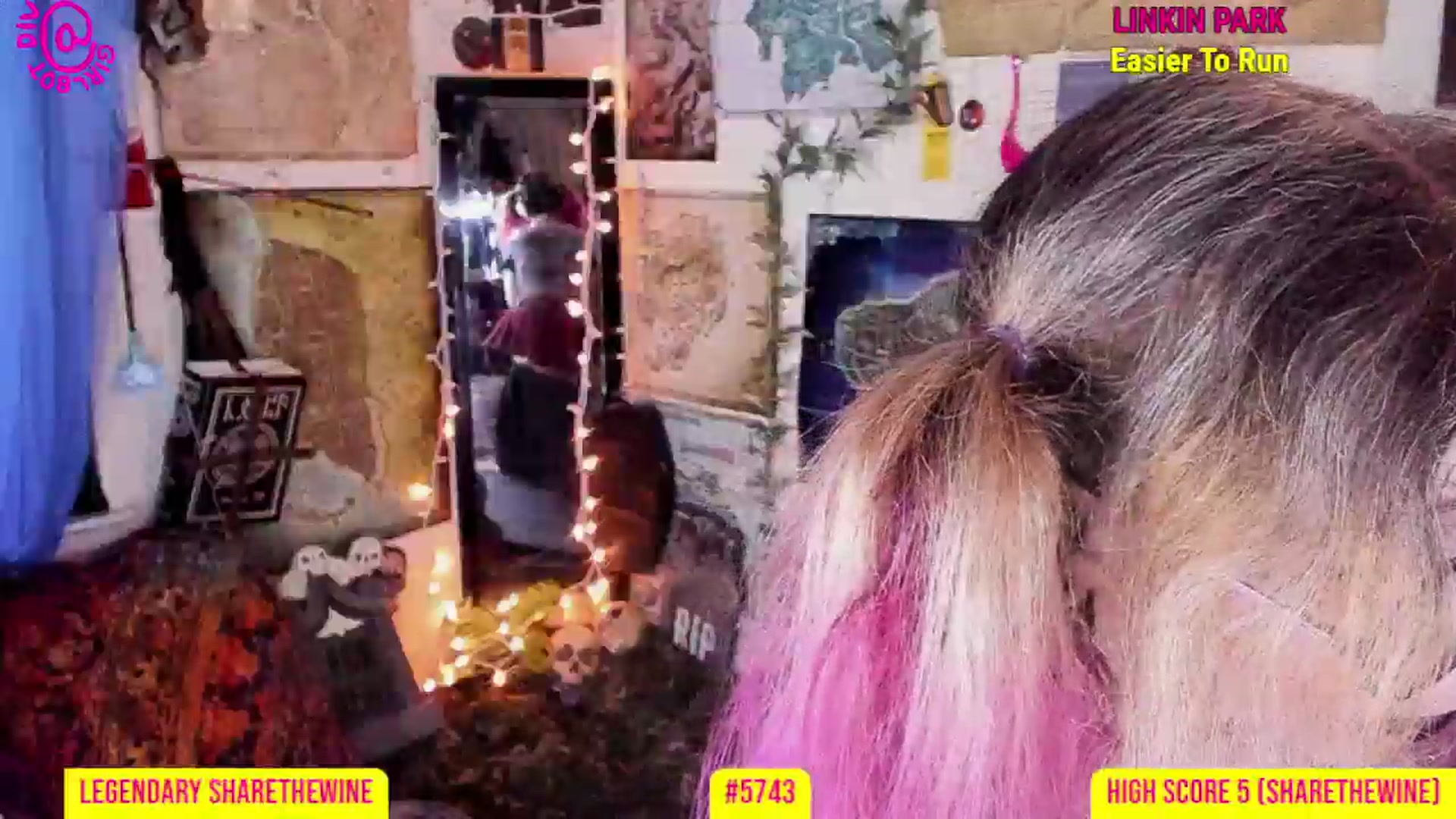 Gallery image thumbnail from girlbotDiv's myfreecams stream on, 09/07/2025, 01:37 image 2 of 20