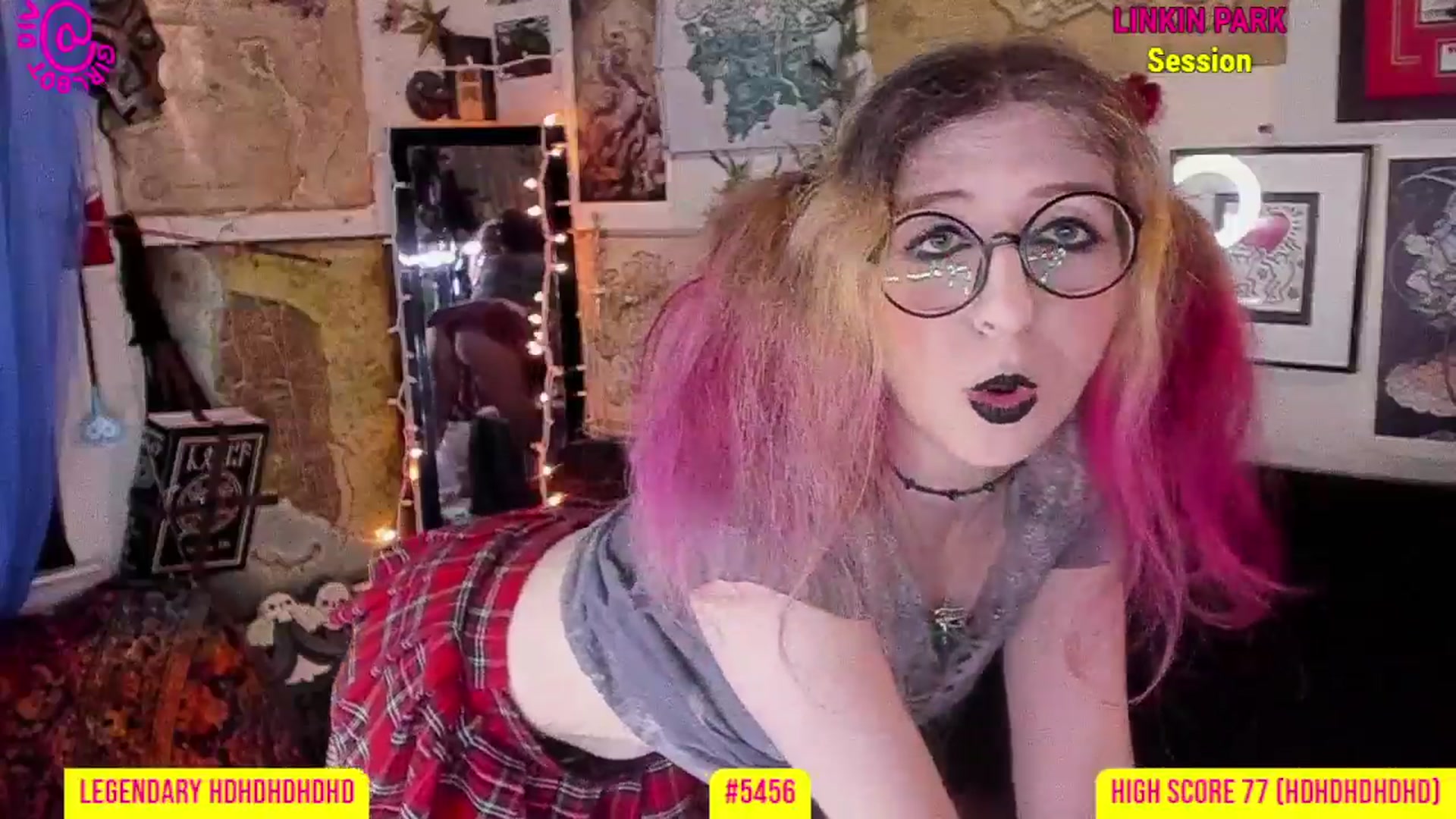 Gallery image thumbnail from girlbotDiv's myfreecams stream on, 09/07/2025, 01:37 image 6 of 20