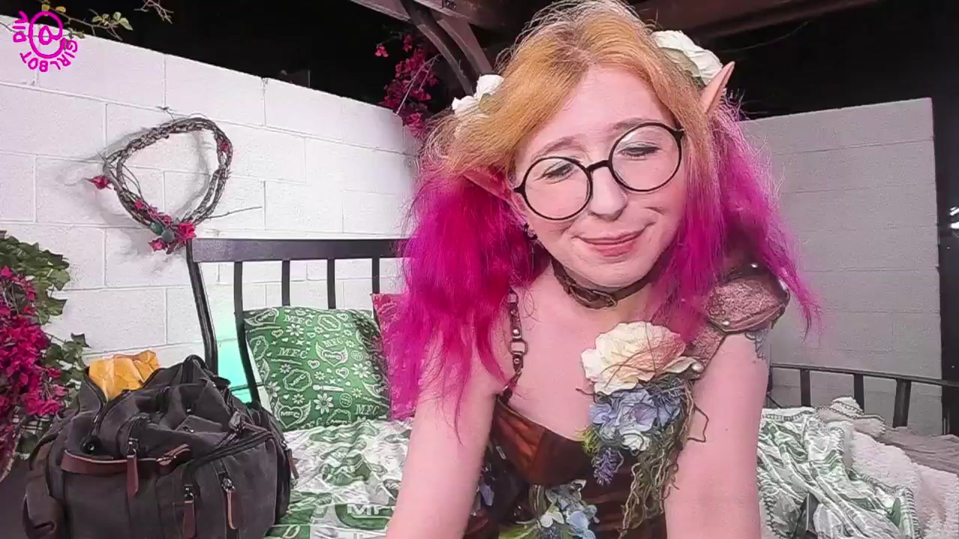 Gallery image thumbnail from girlbotDiv's myfreecams stream on, 10/07/2025, 03:11 image 18 of 20