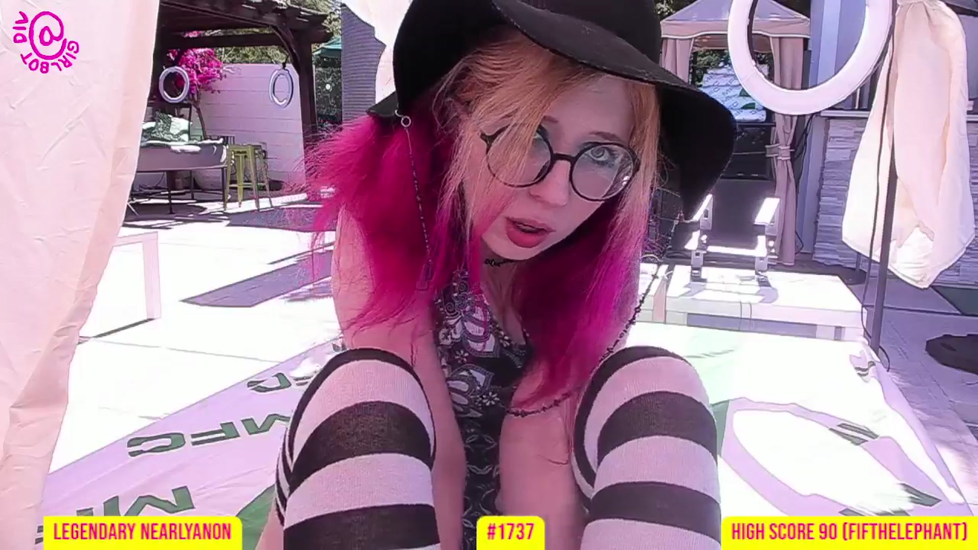 Gallery image thumbnail from girlbotDiv's myfreecams stream on, 10/07/2025, 21:24 image 4 of 20