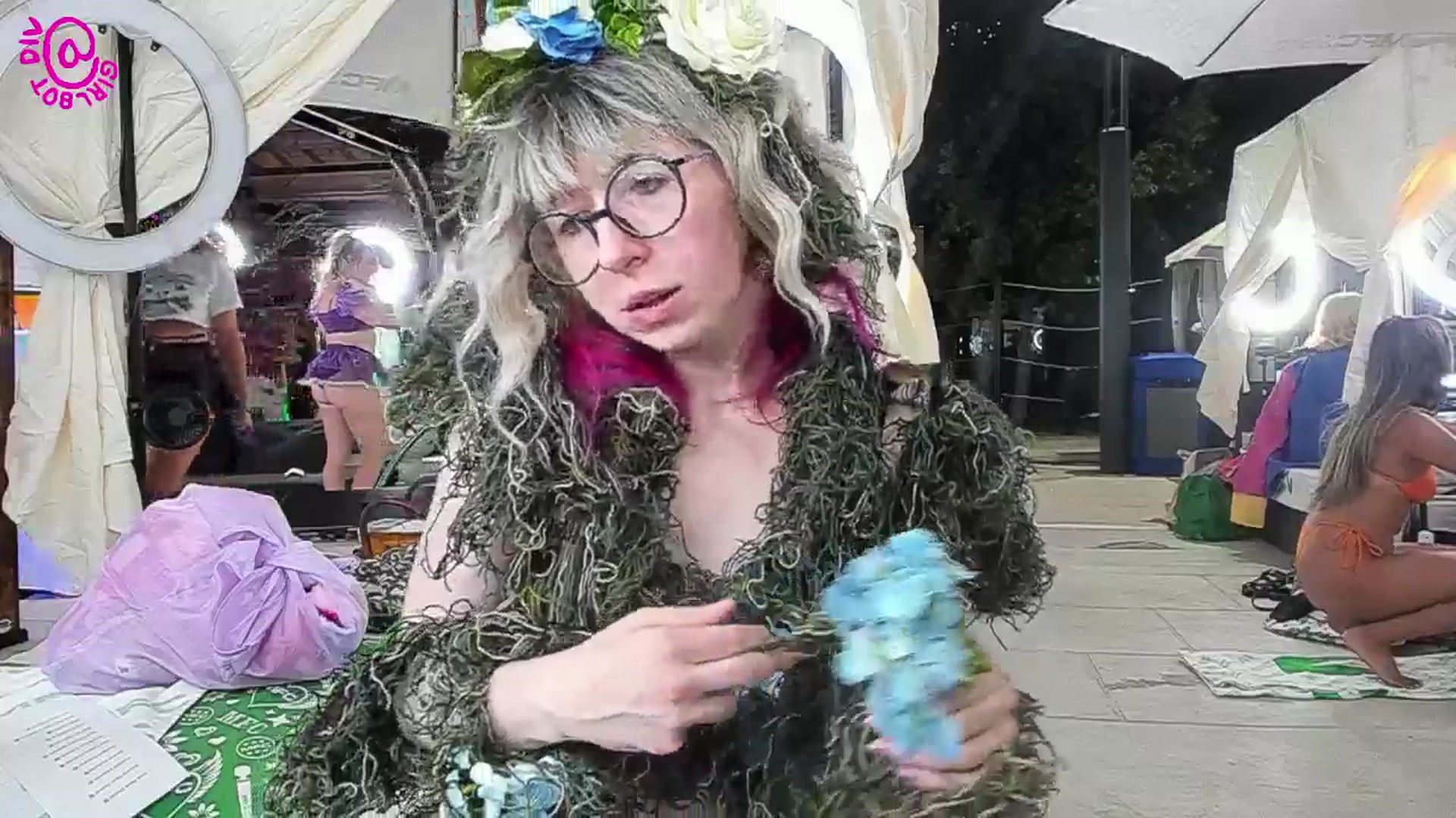 Gallery image thumbnail from girlbotDiv's myfreecams stream on, 10/09/2025, 03:21 image 15 of 20