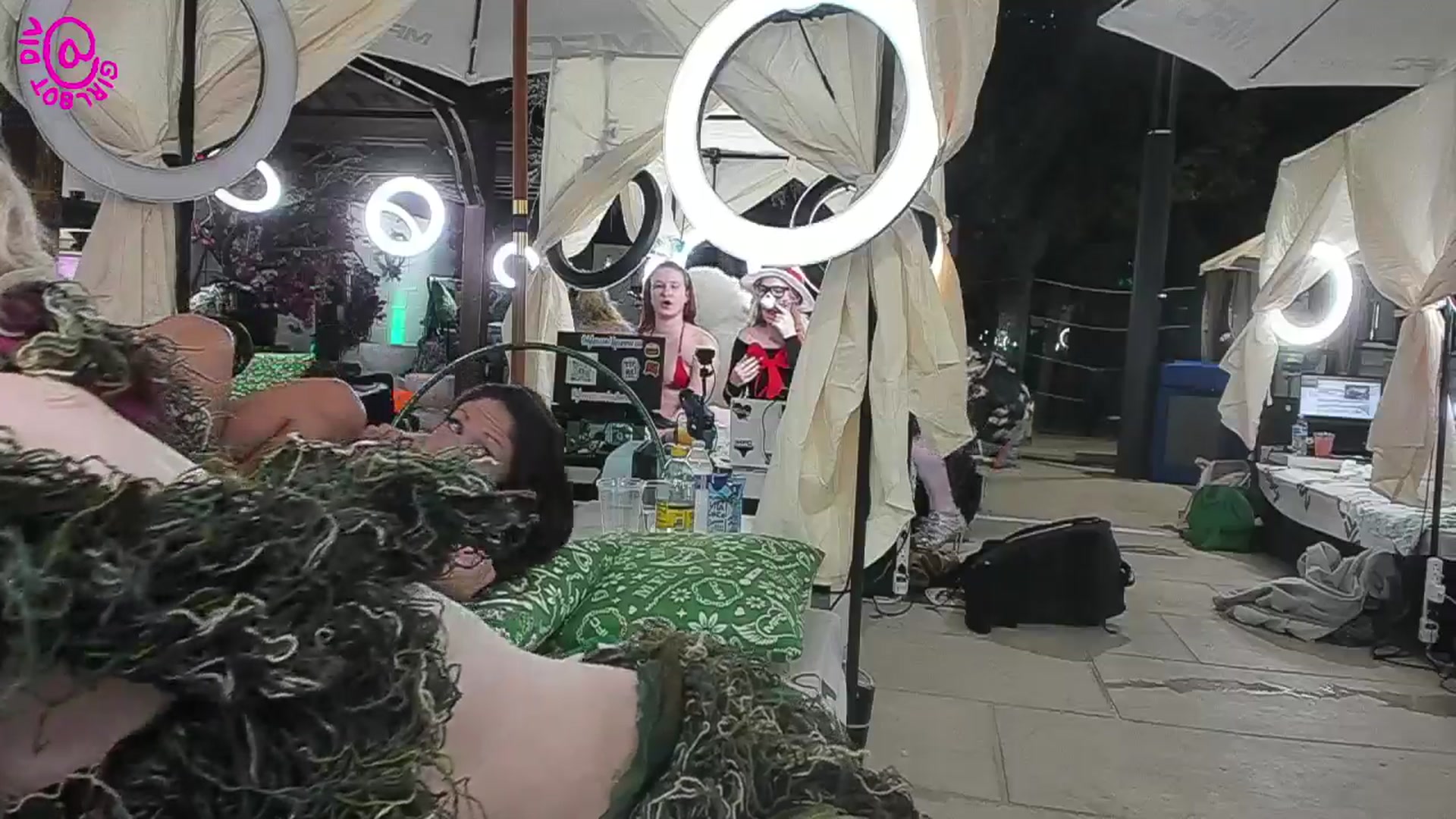 Gallery image thumbnail from girlbotDiv's myfreecams stream on, 10/09/2025, 03:21 image 7 of 20