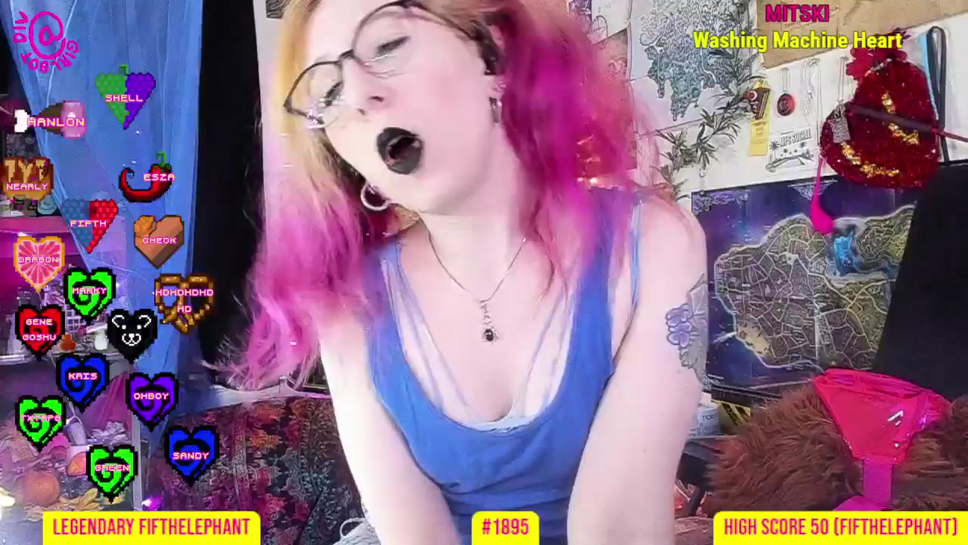 Gallery image thumbnail from girlbotDiv's myfreecams stream on, 10/19/2025, 22:17 image 3 of 20