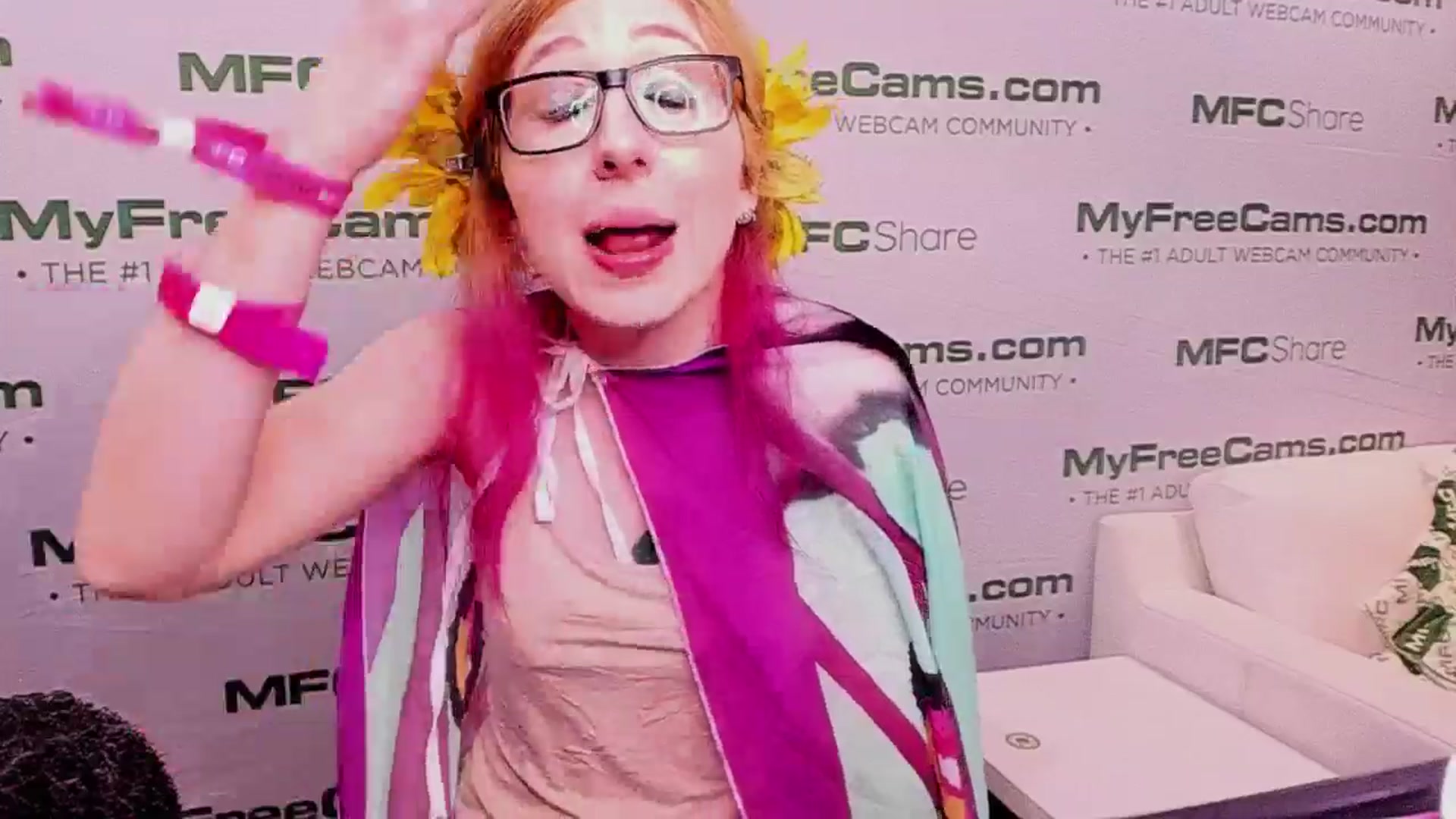 Gallery image thumbnail from girlbotDiv's myfreecams stream on, 01/22/2026, 02:29 image 20 of 20