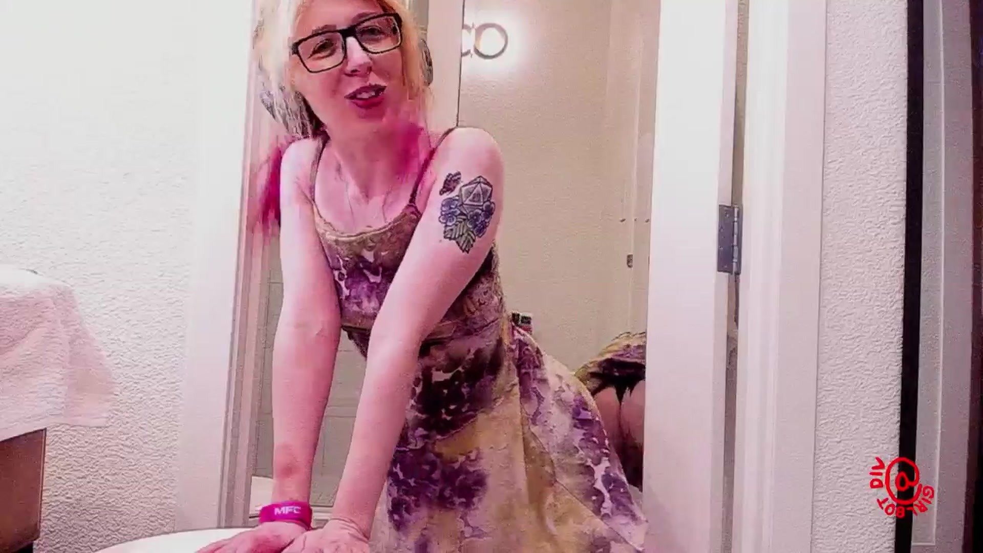 Gallery image thumbnail from girlbotDiv's myfreecams stream on, 01/25/2026, 02:14 image 5 of 20