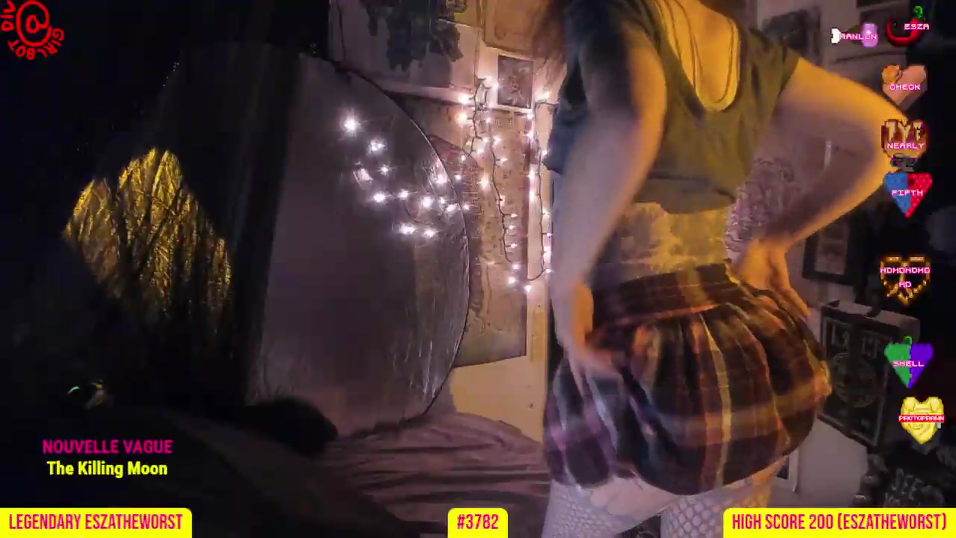 Gallery image thumbnail from girlbotDiv's myfreecams stream on, 07/12/2026, 01:00 image 20 of 20