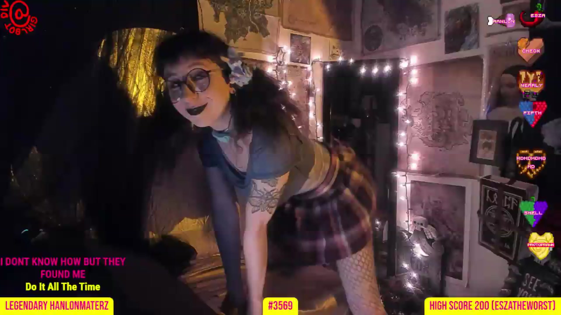 Gallery image thumbnail from girlbotDiv's myfreecams stream on, 07/12/2026, 02:15 image 7 of 20