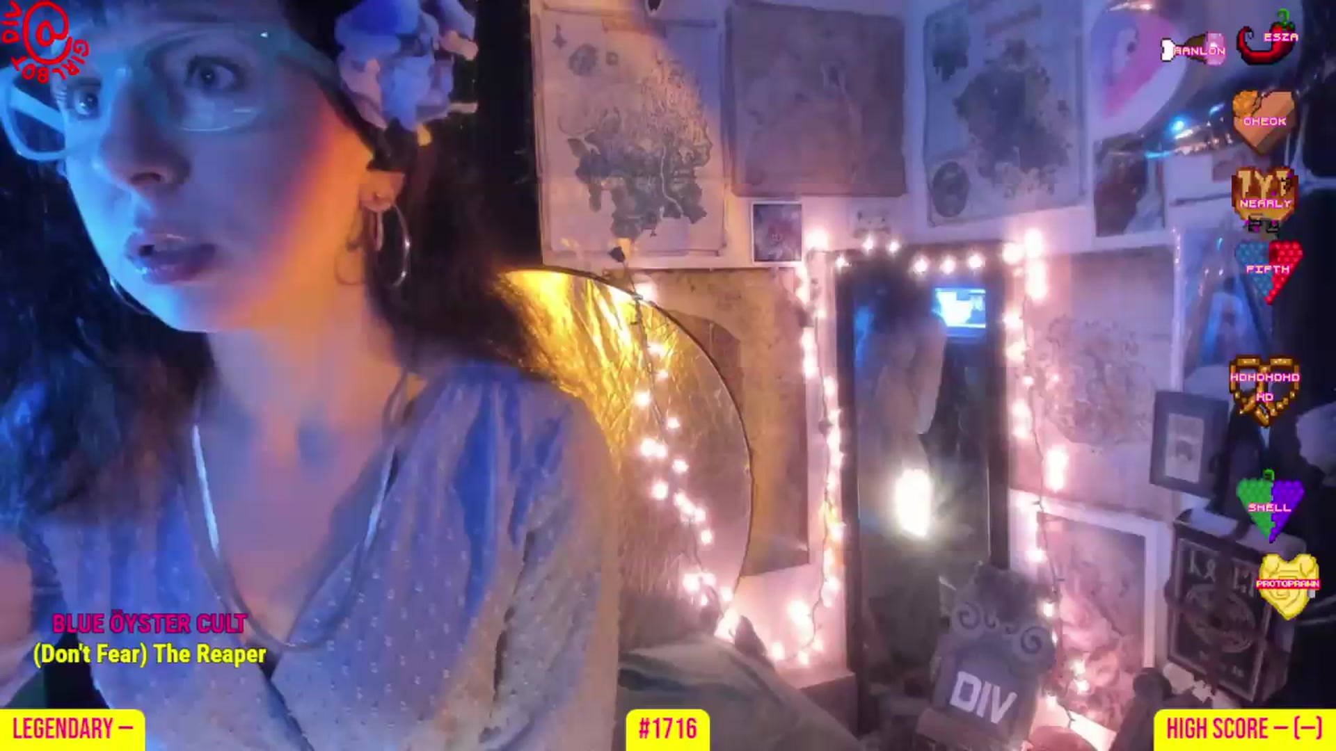 Gallery image thumbnail from girlbotDiv's myfreecams stream on, 07/30/2026, 01:54 image 9 of 20