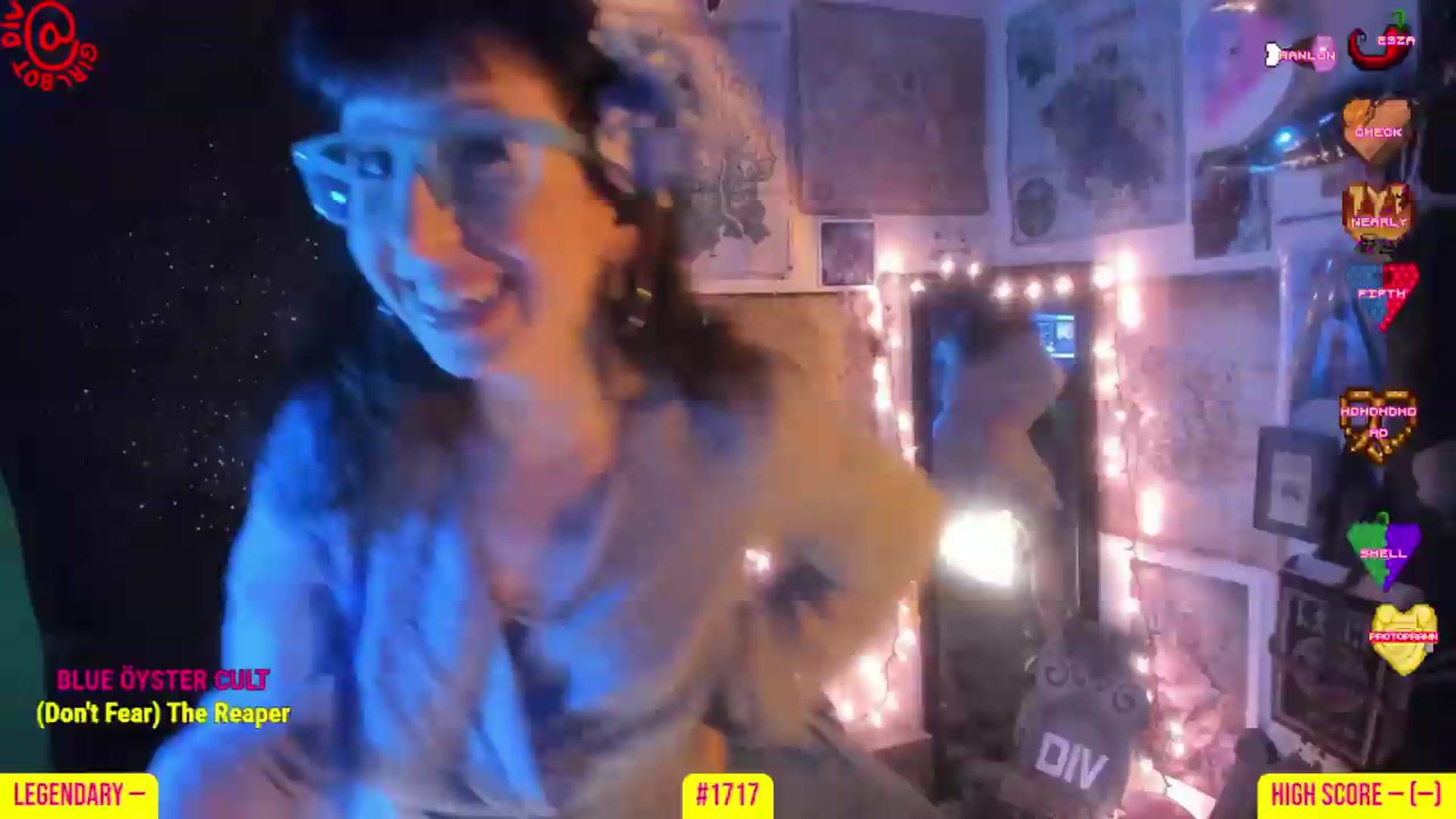 Gallery image thumbnail from girlbotDiv's myfreecams stream on, 07/30/2026, 01:54 image 12 of 20
