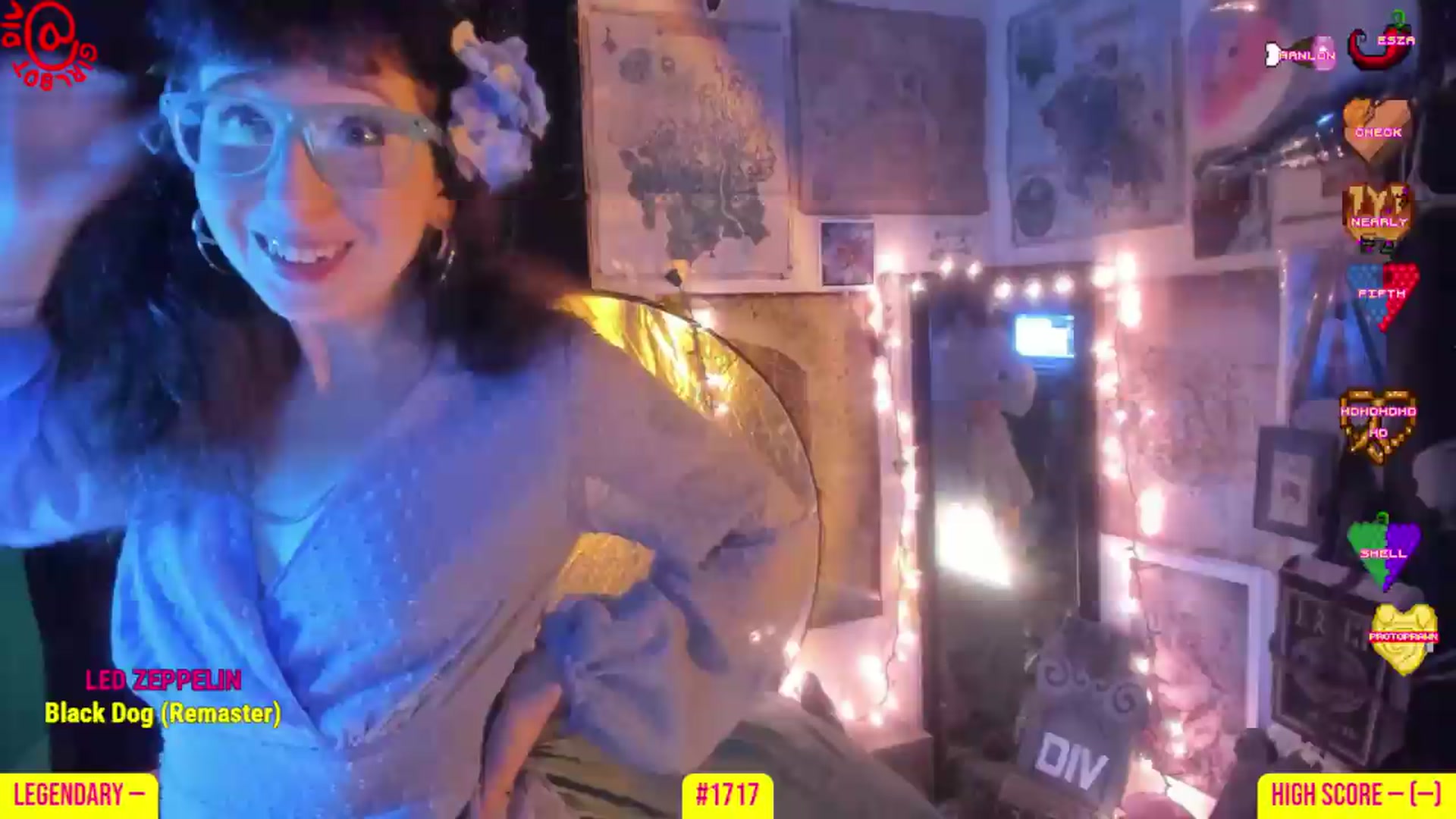 Gallery image thumbnail from girlbotDiv's myfreecams stream on, 07/30/2026, 01:54 image 18 of 20