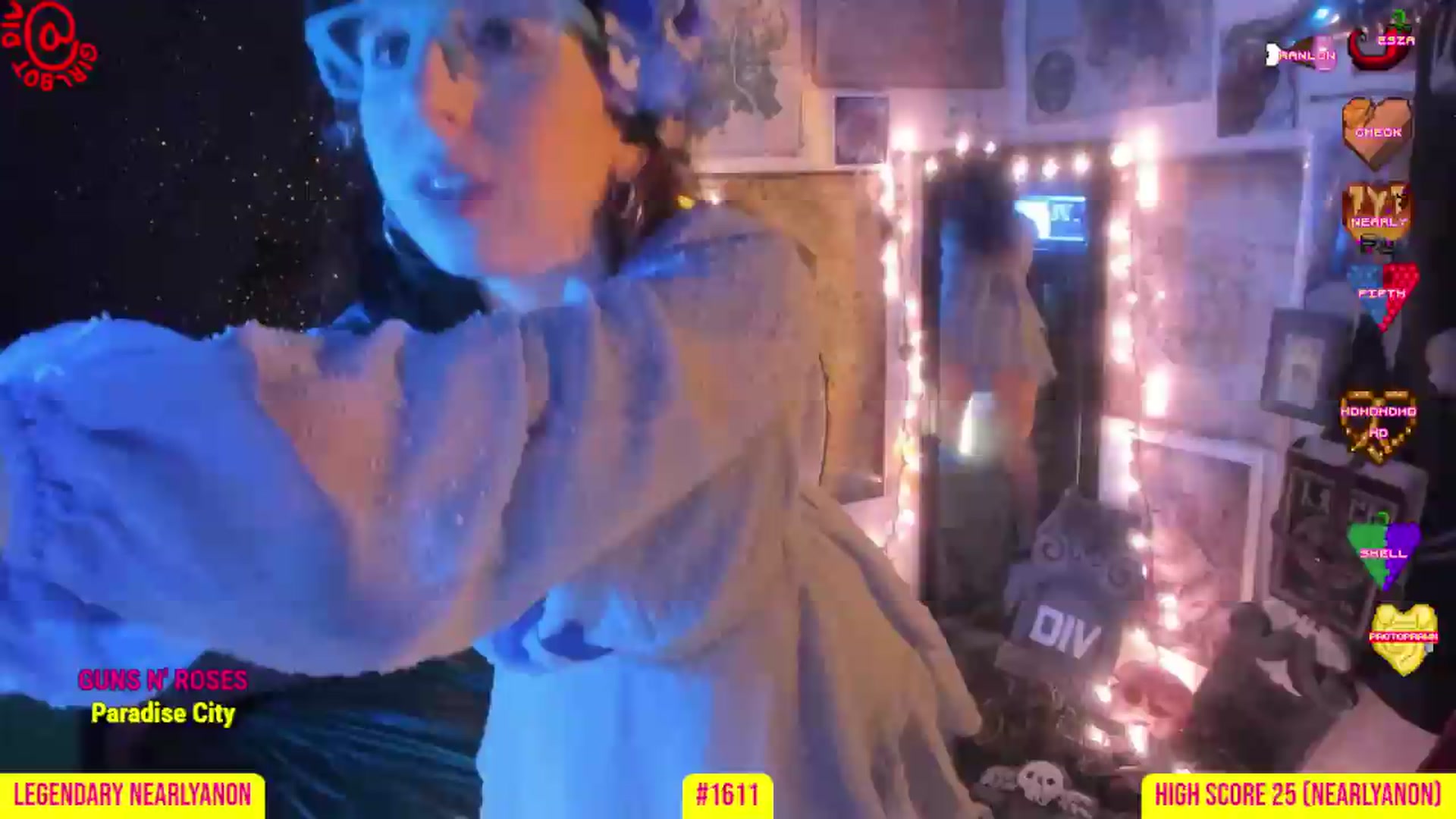 Gallery image thumbnail from girlbotDiv's myfreecams stream on, 07/30/2026, 03:17 image 14 of 20