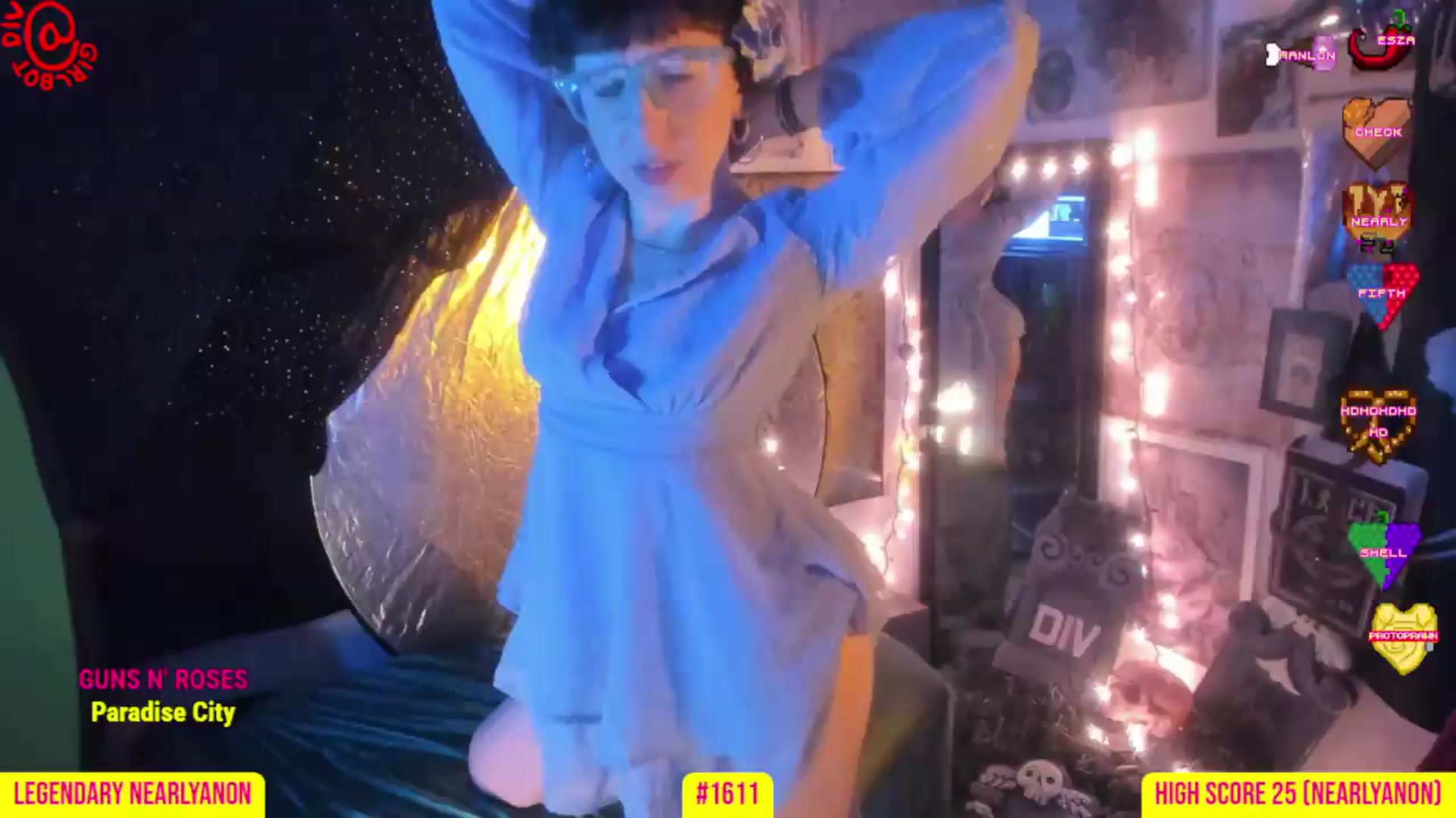 Gallery image thumbnail from girlbotDiv's myfreecams stream on, 07/30/2026, 03:17 image 15 of 20
