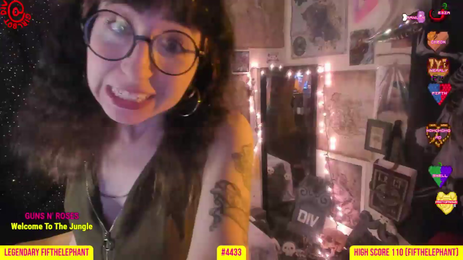 Gallery image thumbnail from girlbotDiv's myfreecams stream on, 08/06/2026, 03:01 image 1 of 20