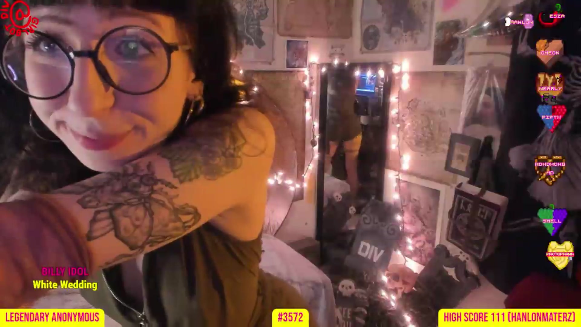 Gallery image thumbnail from girlbotDiv's myfreecams stream on, 08/06/2026, 03:01 image 15 of 20