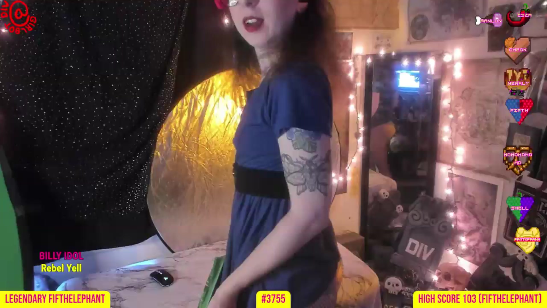 Gallery image thumbnail from girlbotDiv's myfreecams stream on, 08/06/2026, 21:11 image 1 of 20