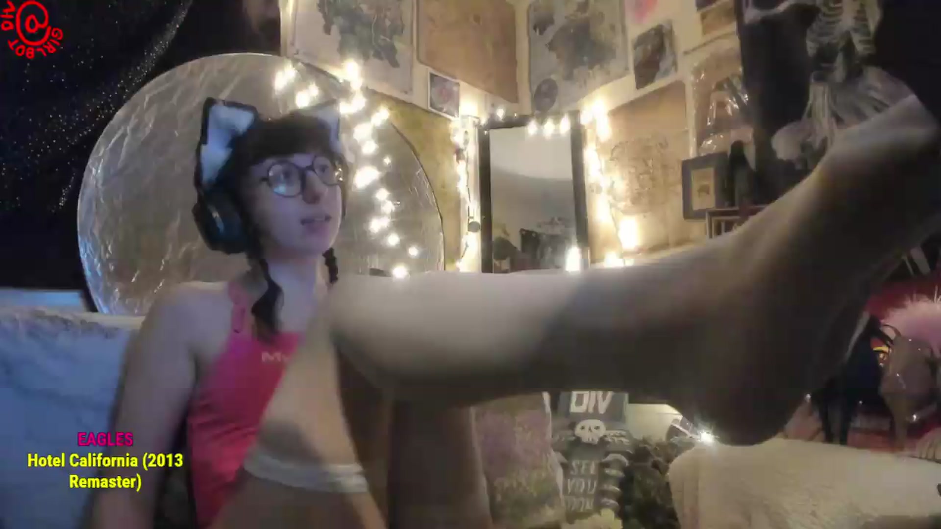 Gallery image thumbnail from girlbotDiv's myfreecams stream on, 08/16/2026, 04:38 image 3 of 20