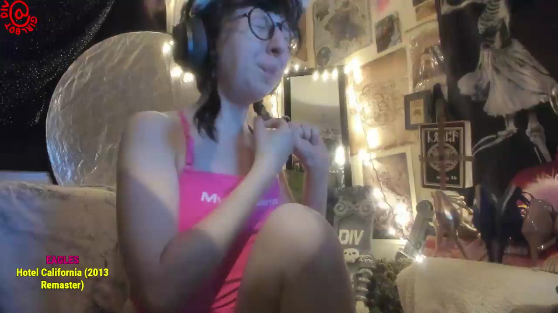 Gallery image thumbnail from girlbotDiv's myfreecams stream on, 08/16/2026, 04:38 image 5 of 20