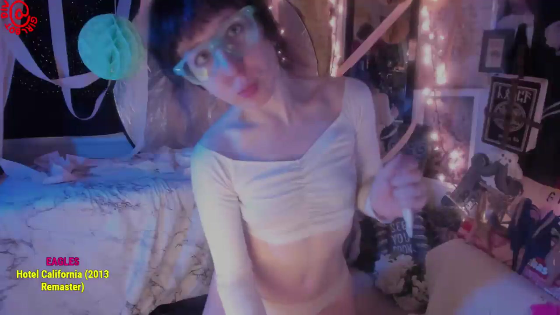 Gallery image thumbnail from girlbotDiv's myfreecams stream on, 08/17/2026, 02:28 image 5 of 20
