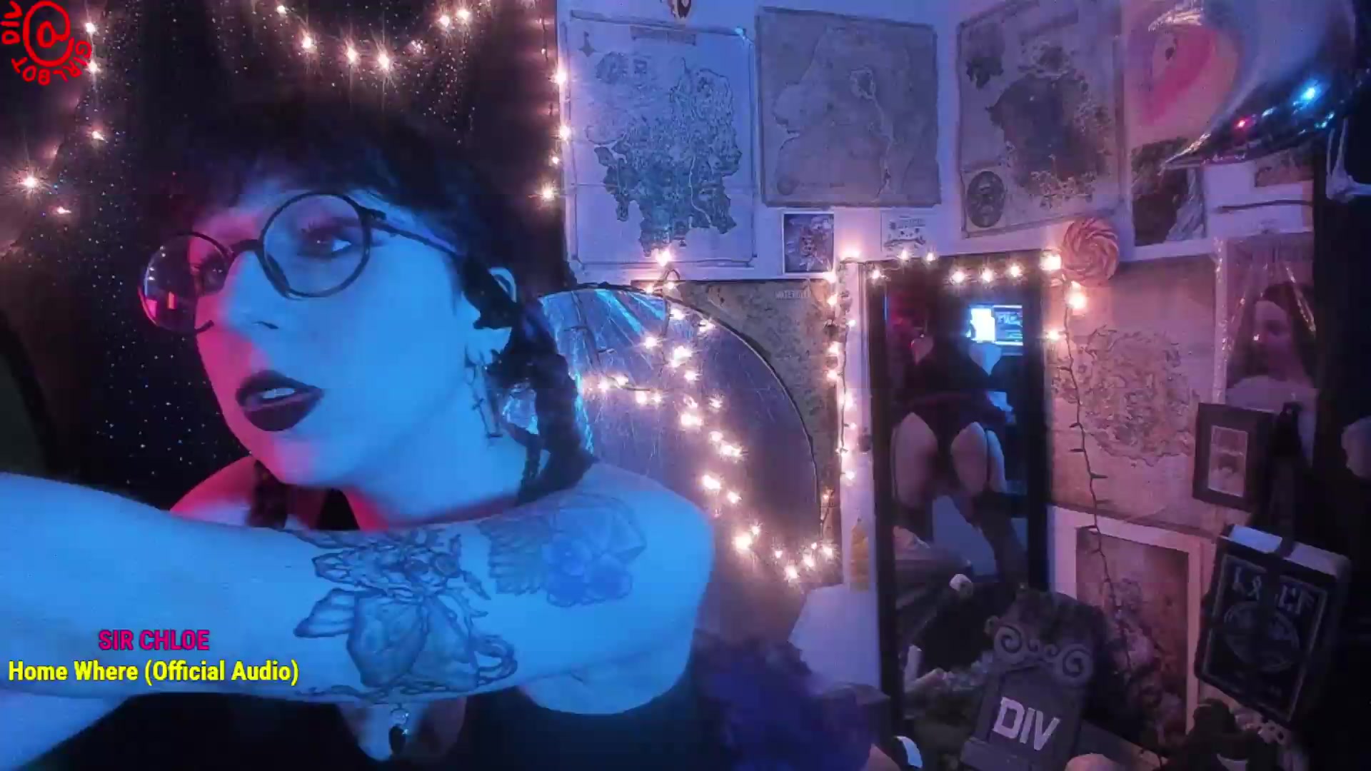 Gallery image thumbnail from girlbotDiv's myfreecams stream on, 08/22/2026, 23:04 image 14 of 20