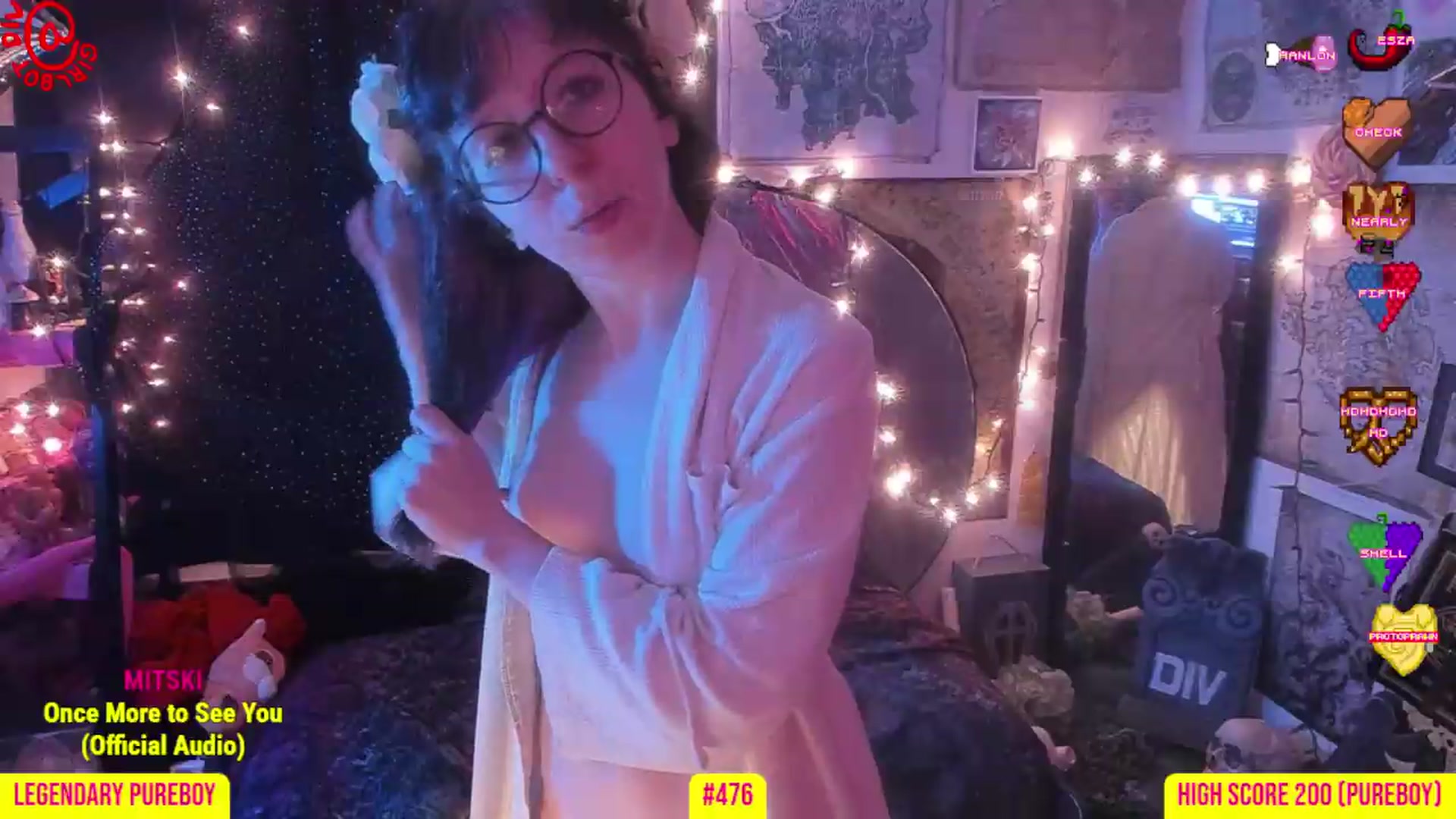 Gallery image thumbnail from girlbotDiv's myfreecams stream on, 09/06/2026, 04:02 image 5 of 20